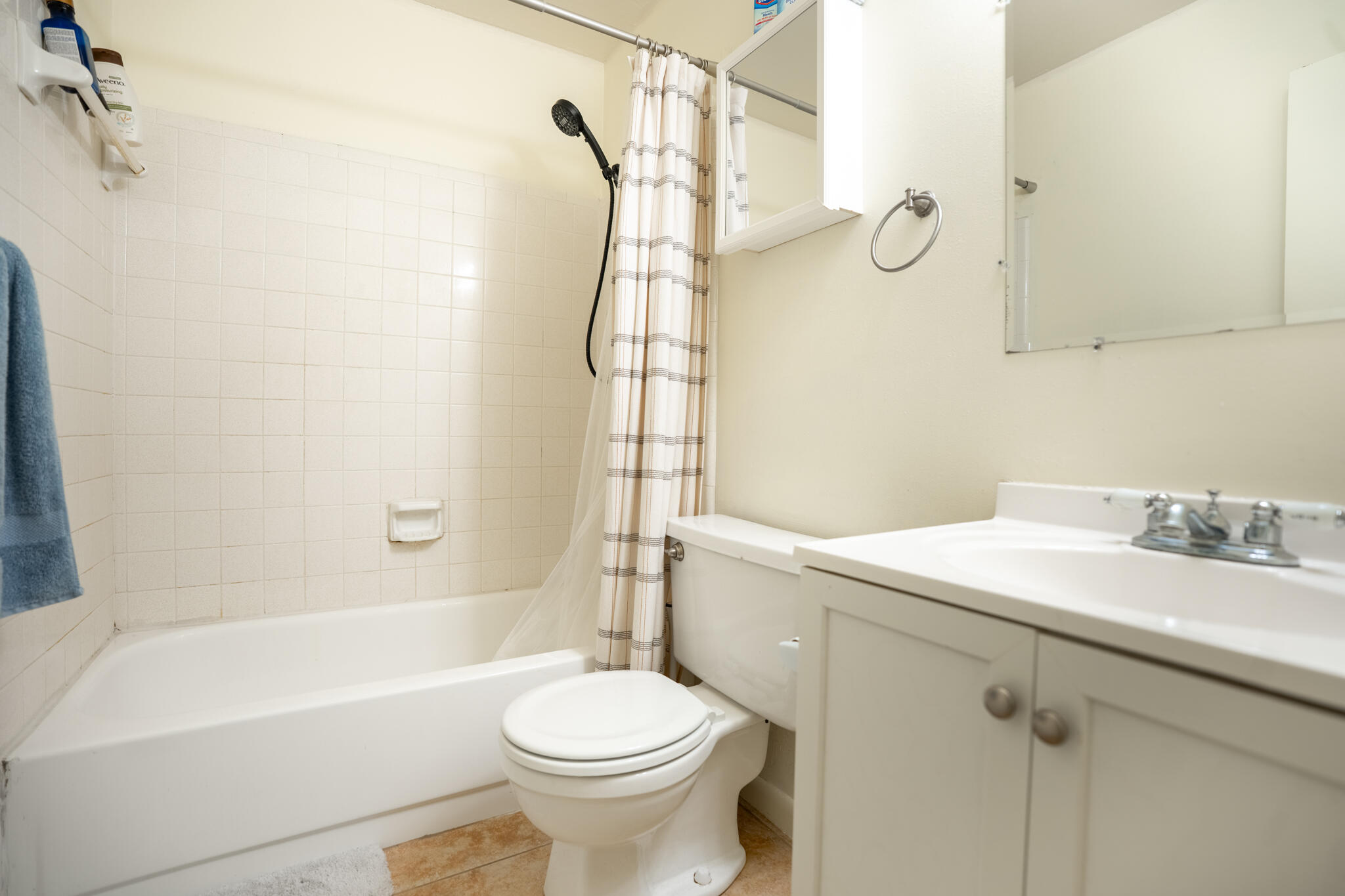 Fort Walton Beach, Florida, 32547, United States, 8 Bedrooms Bedrooms, ,4 BathroomsBathrooms,Residential,For Sale,1821326