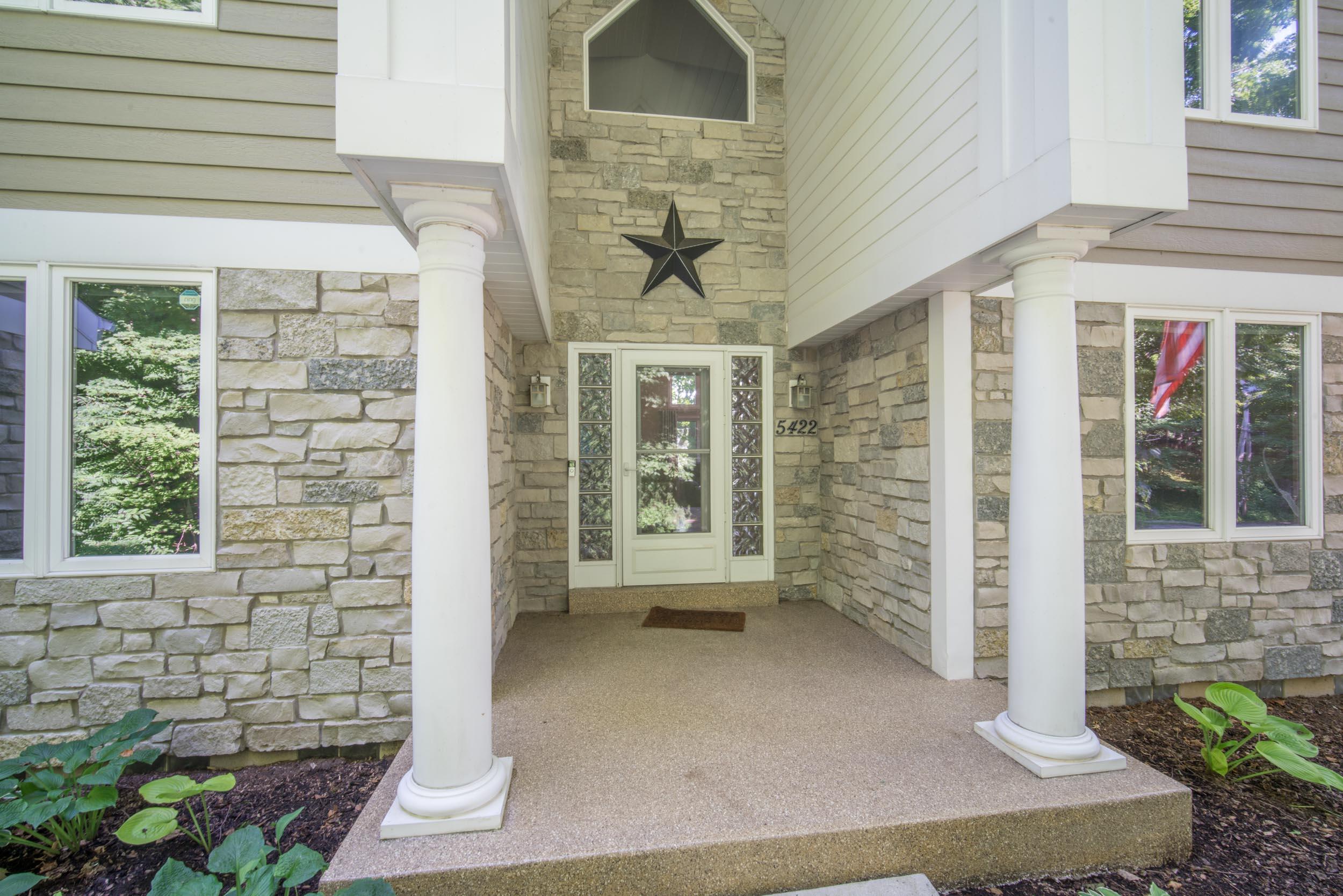 West Bend, Wisconsin, 53095, United States, 4 Bedrooms Bedrooms, ,3 BathroomsBathrooms,Residential,For Sale,1901192