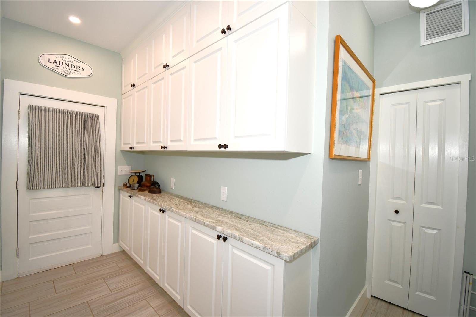 MOUNT DORA, Florida, 32757, United States, 3 Bedrooms Bedrooms, ,3 BathroomsBathrooms,Residential,For Sale,2018261