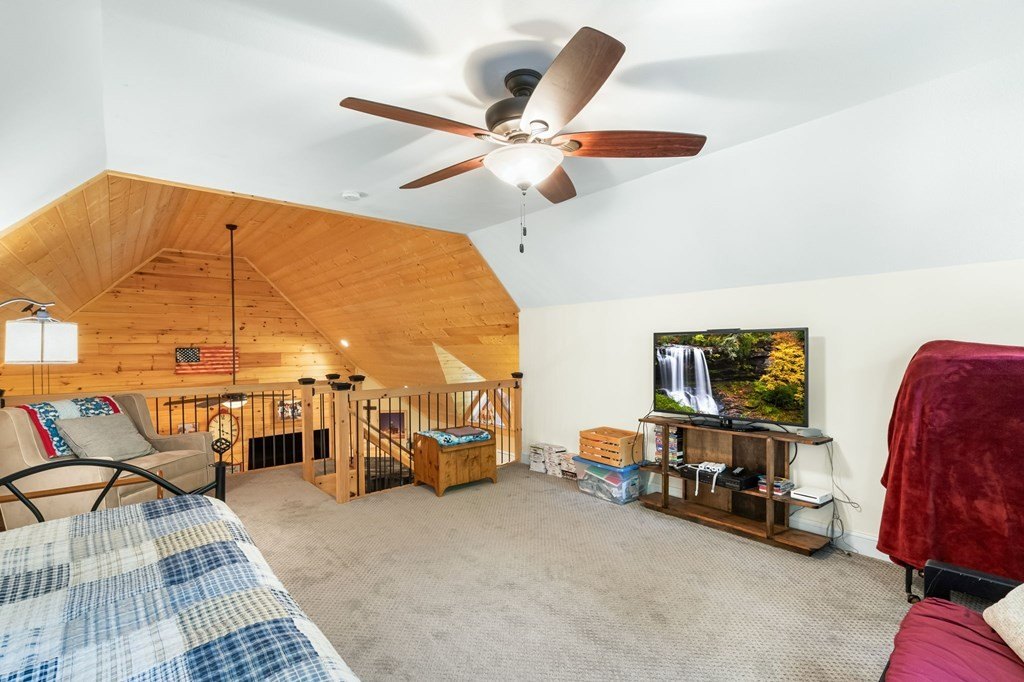 Blairsville, Georgia, 30512, United States, 3 Bedrooms Bedrooms, ,3 BathroomsBathrooms,Residential,For Sale,1979899