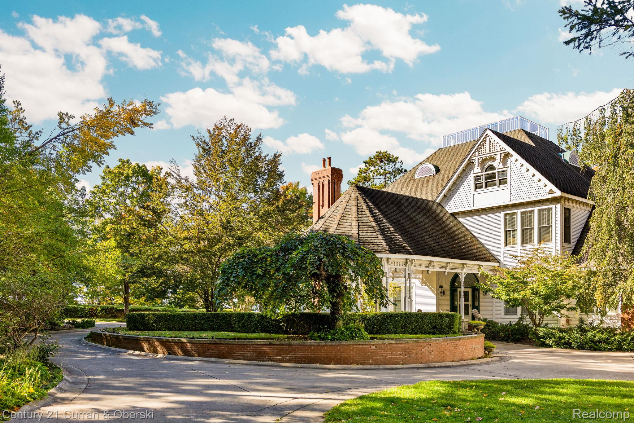 Mullett Township, Michigan, 49749, United States, 10 Bedrooms Bedrooms, ,14 BathroomsBathrooms,Residential,For Sale,1987359