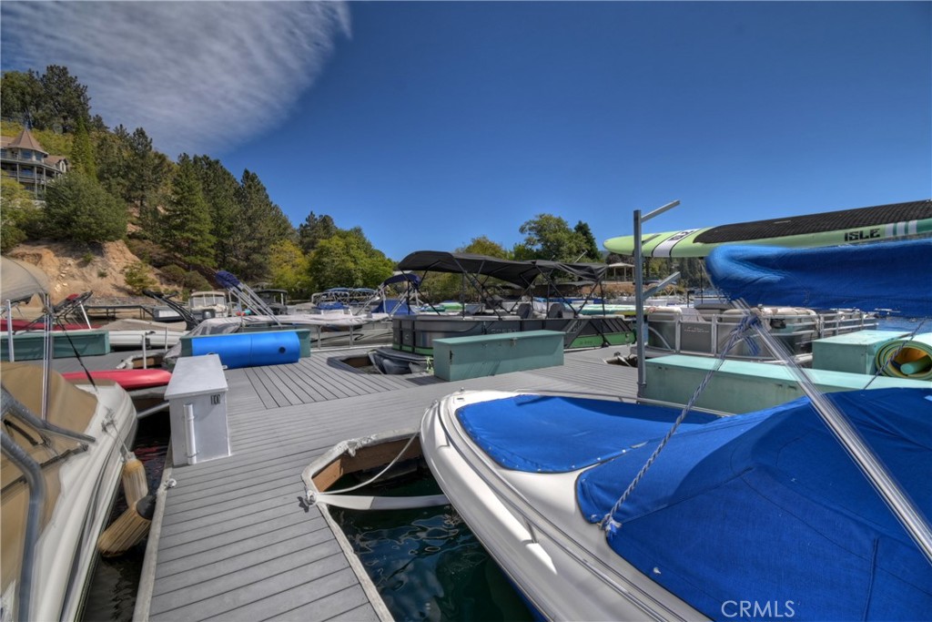 Lake Arrowhead, California, 92352, United States, 3 Bedrooms Bedrooms, ,1 BathroomBathrooms,Residential,For Sale,1988243