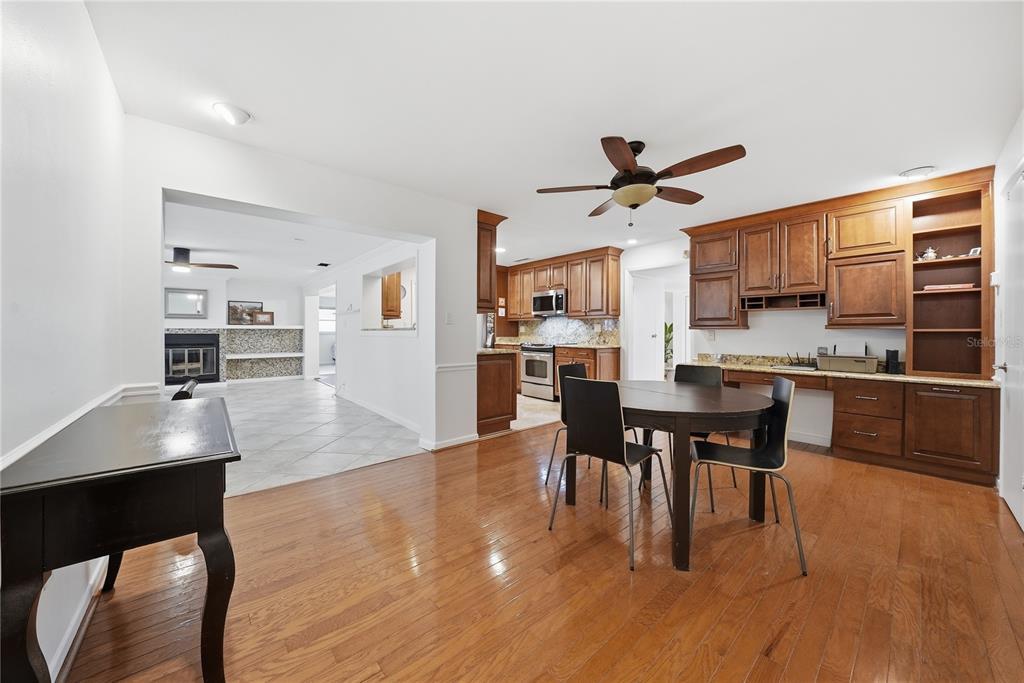 St Petersburg, Florida, 33703, United States, 4 Bedrooms Bedrooms, ,4 BathroomsBathrooms,Residential,For Sale,2002188