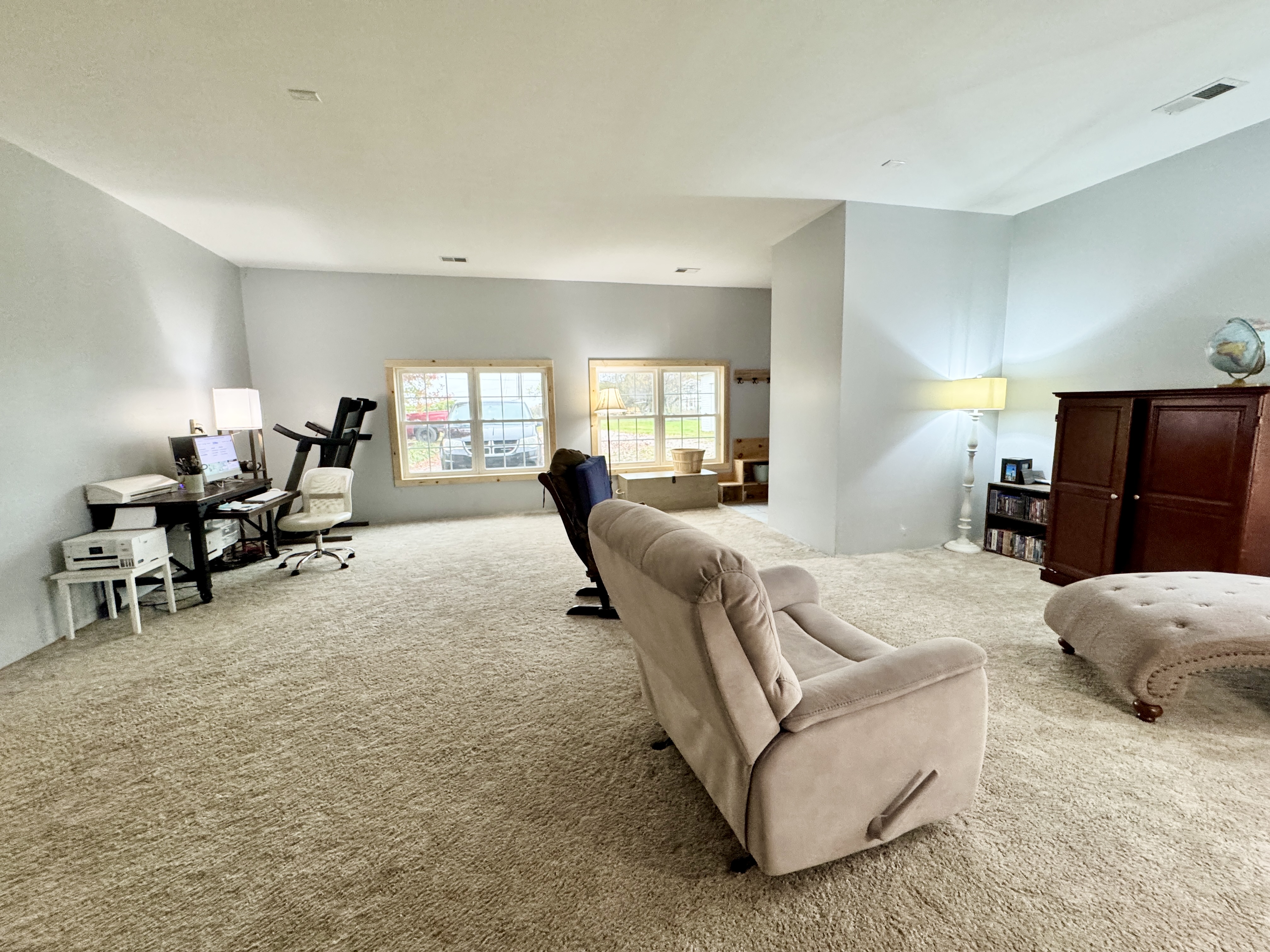 Hillsboro, Kentucky, 41049, United States, 3 Bedrooms Bedrooms, ,3 BathroomsBathrooms,Residential,For Sale,1984101