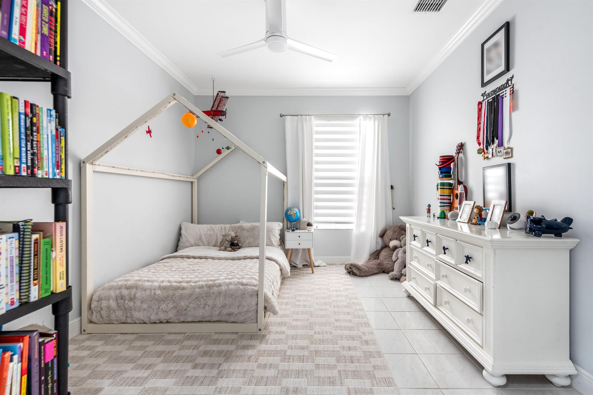 Greenacres, Florida, 33413, United States, 3 Bedrooms Bedrooms, ,2 BathroomsBathrooms,Residential,For Sale,1998003