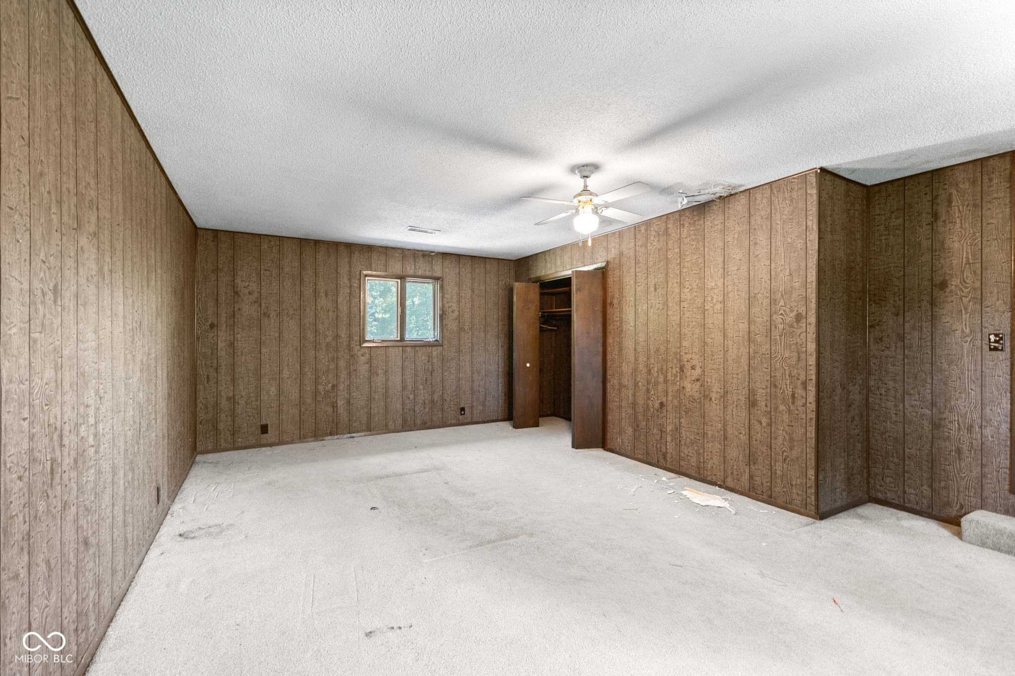 Shelburn, Indiana, 47879, United States, 4 Bedrooms Bedrooms, ,4 BathroomsBathrooms,Residential,For Sale,1925396