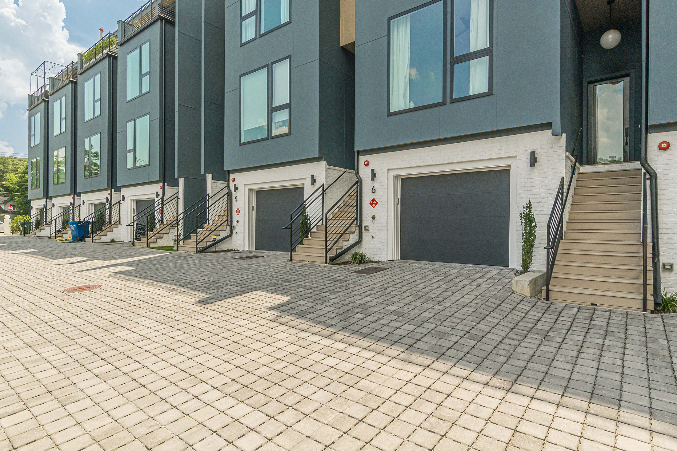  Stunning Luxury Townhome in Premier Boutique Community - 物件實景