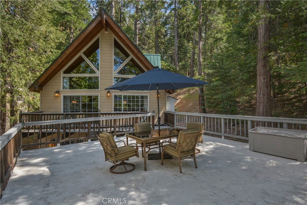 Lake Arrowhead, California, 92317, United States, 3 Bedrooms Bedrooms, ,3 BathroomsBathrooms,Residential,For Sale,1890346