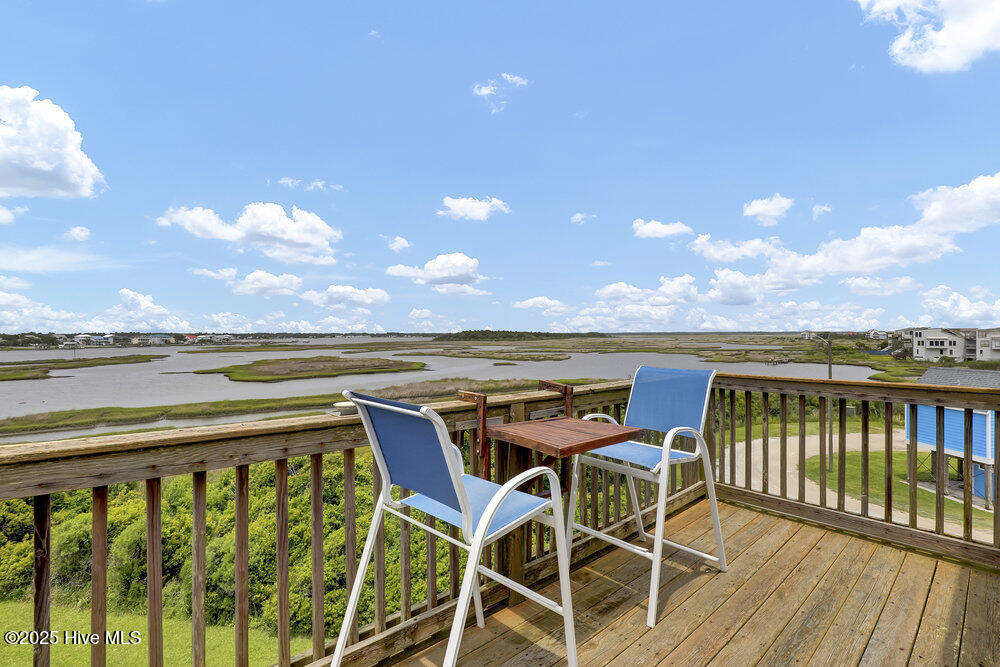 North Topsail Beach, North Carolina, 28460, United States, 3 Bedrooms Bedrooms, ,3 BathroomsBathrooms,Residential,For Sale,1983147