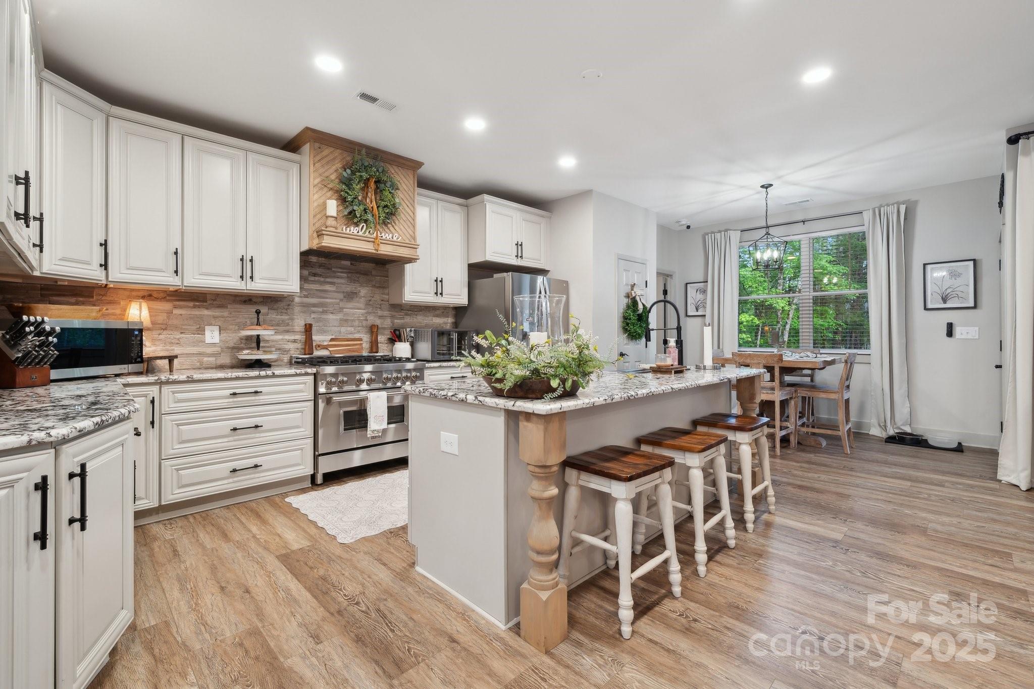Lancaster, South Carolina, 29720, United States, 3 Bedrooms Bedrooms, ,3 BathroomsBathrooms,Residential,For Sale,1792809