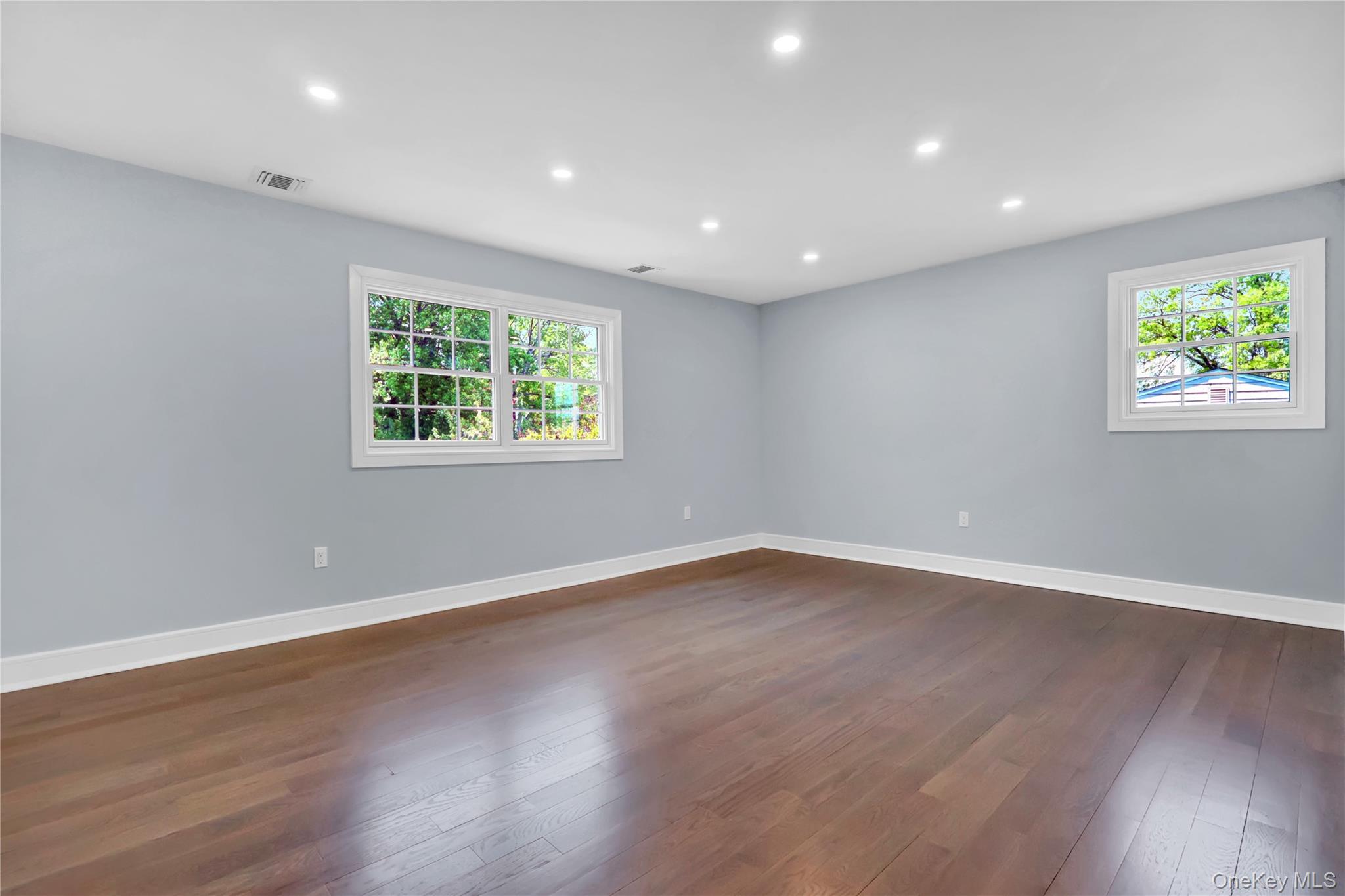  52 Woodland Road, Roslyn, NY 11576 - 物件實景