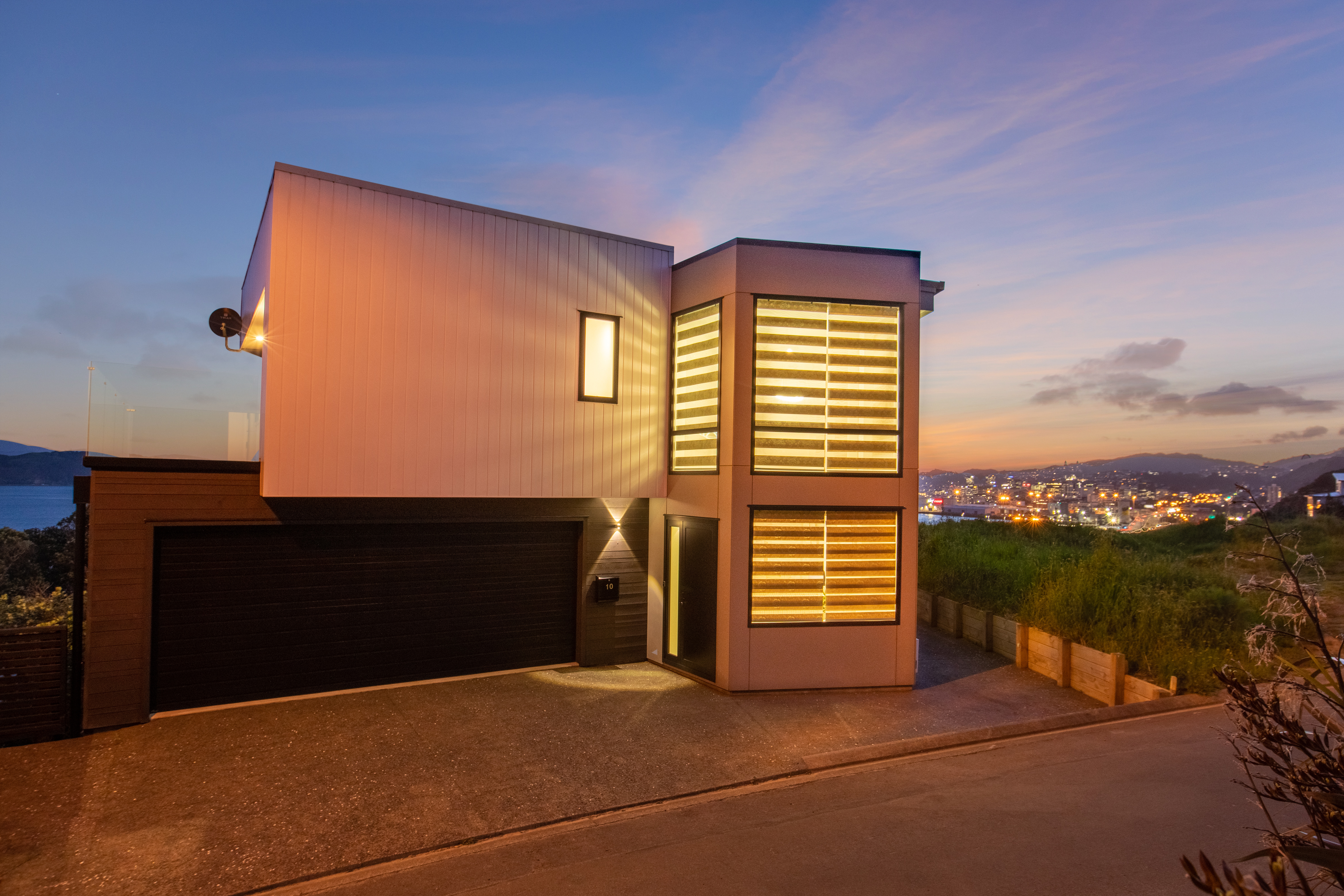  10 Satchell Way, Kaiwharawhara - 物件實景