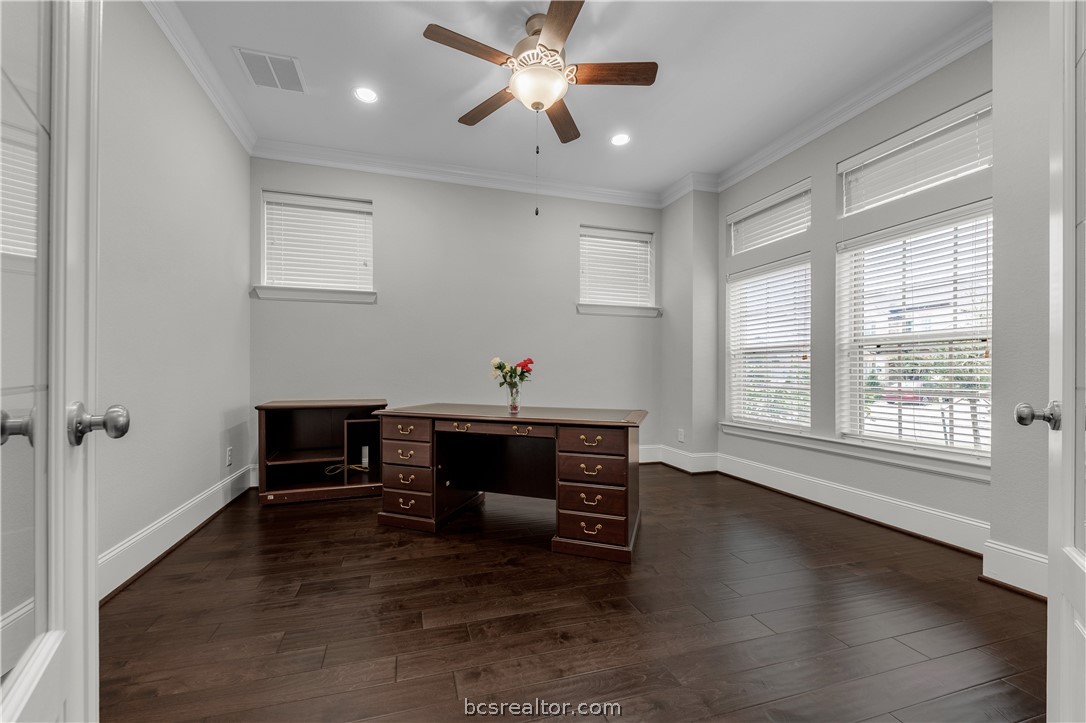 4311 Egremont Place, College Station, Texas, 77845, United States, 5 Bedrooms Bedrooms, ,5 BathroomsBathrooms,Residential,For Sale,4311 Egremont Place,1624351