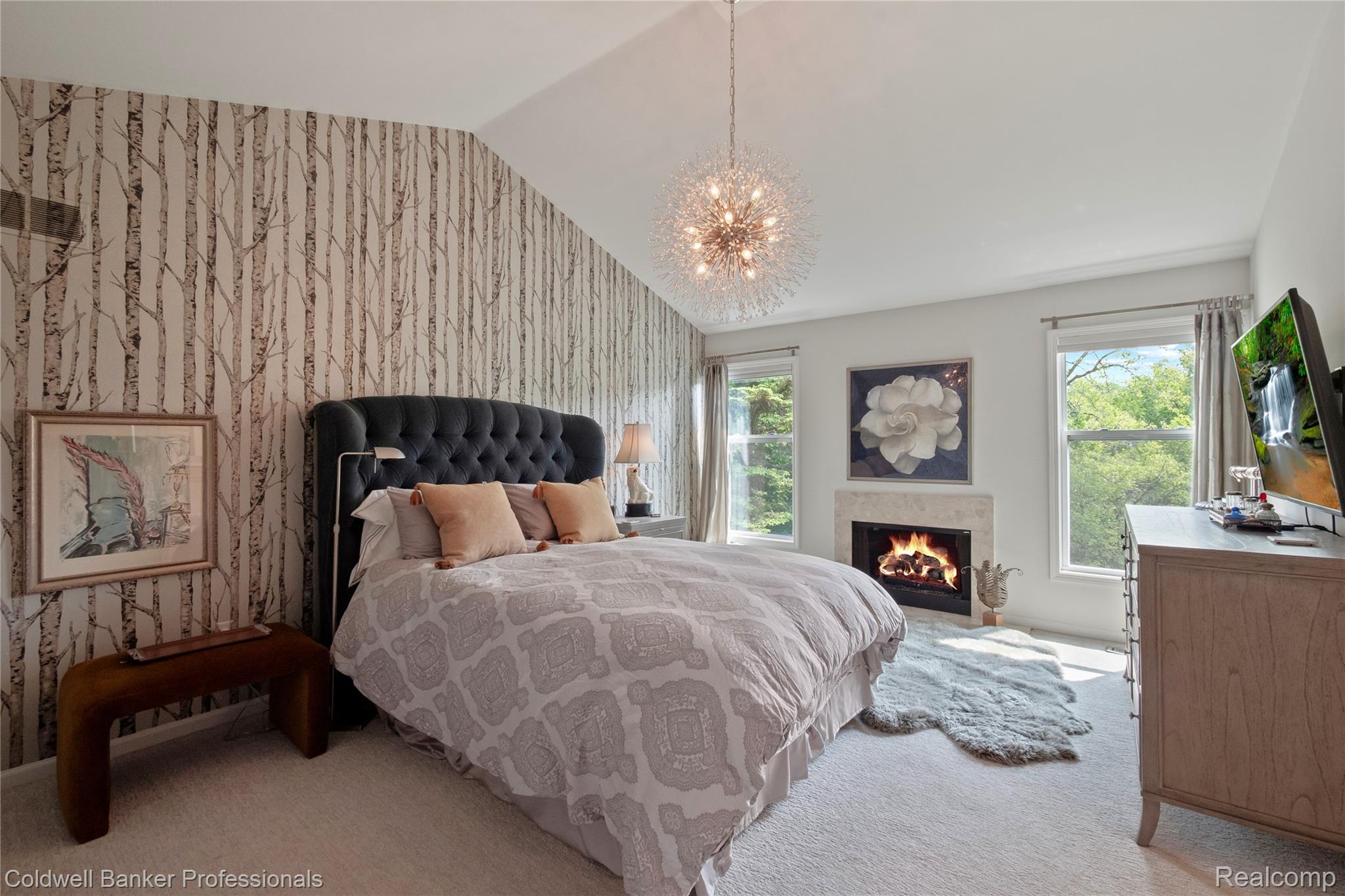 BloomfieldHills, Michigan, 48304, United States, 2 Bedrooms Bedrooms, ,4 BathroomsBathrooms,Residential,For Sale,1896256