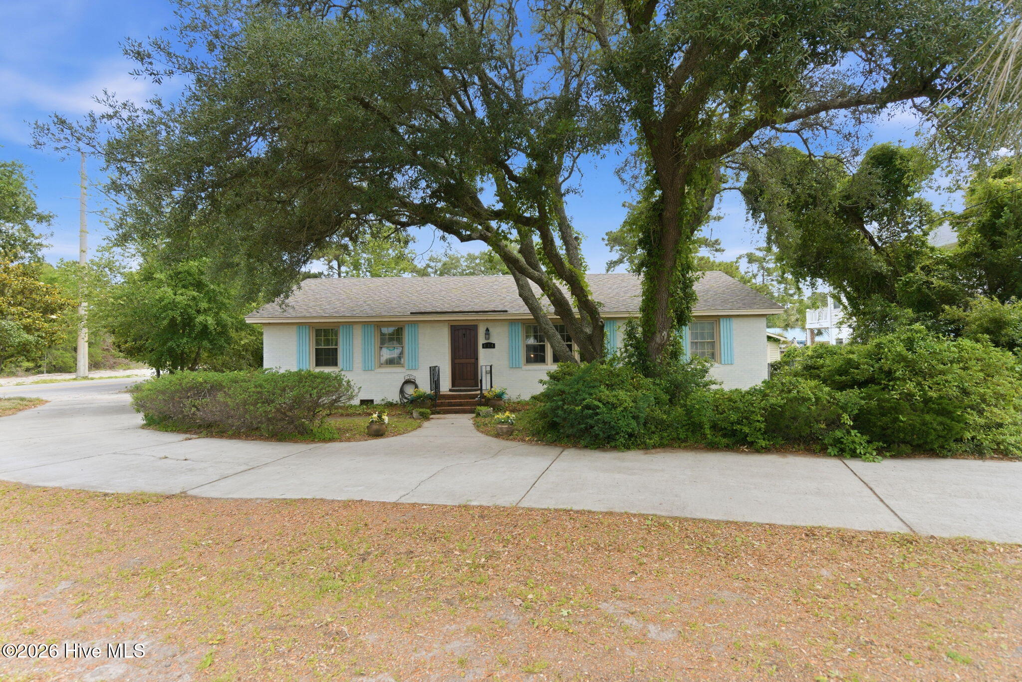Carolina Beach, North Carolina, 28428, United States, 3 Bedrooms Bedrooms, ,2 BathroomsBathrooms,Residential,For Sale,2026131
