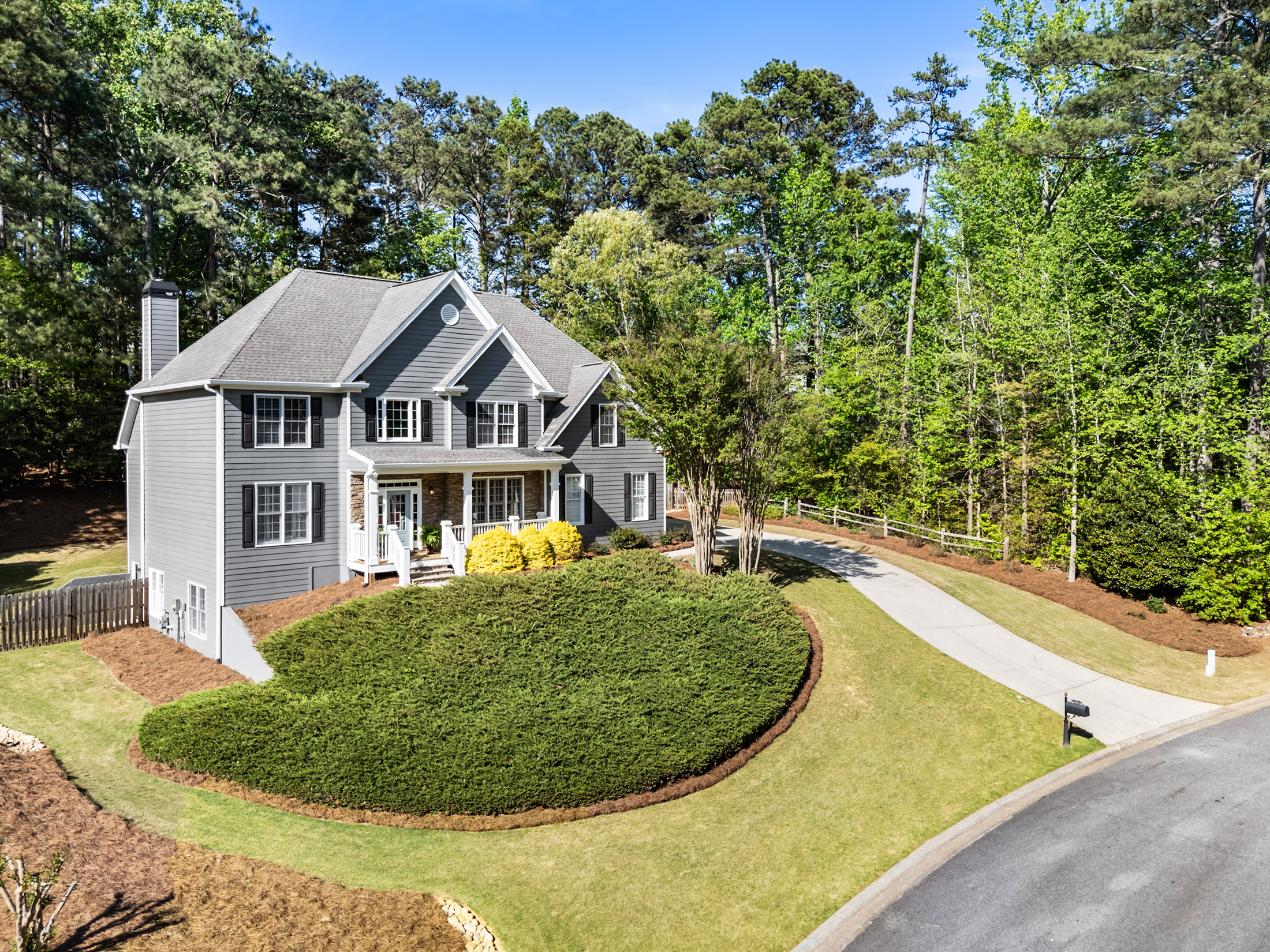  Completely Renovated Home in Desirable Location - 物件實景