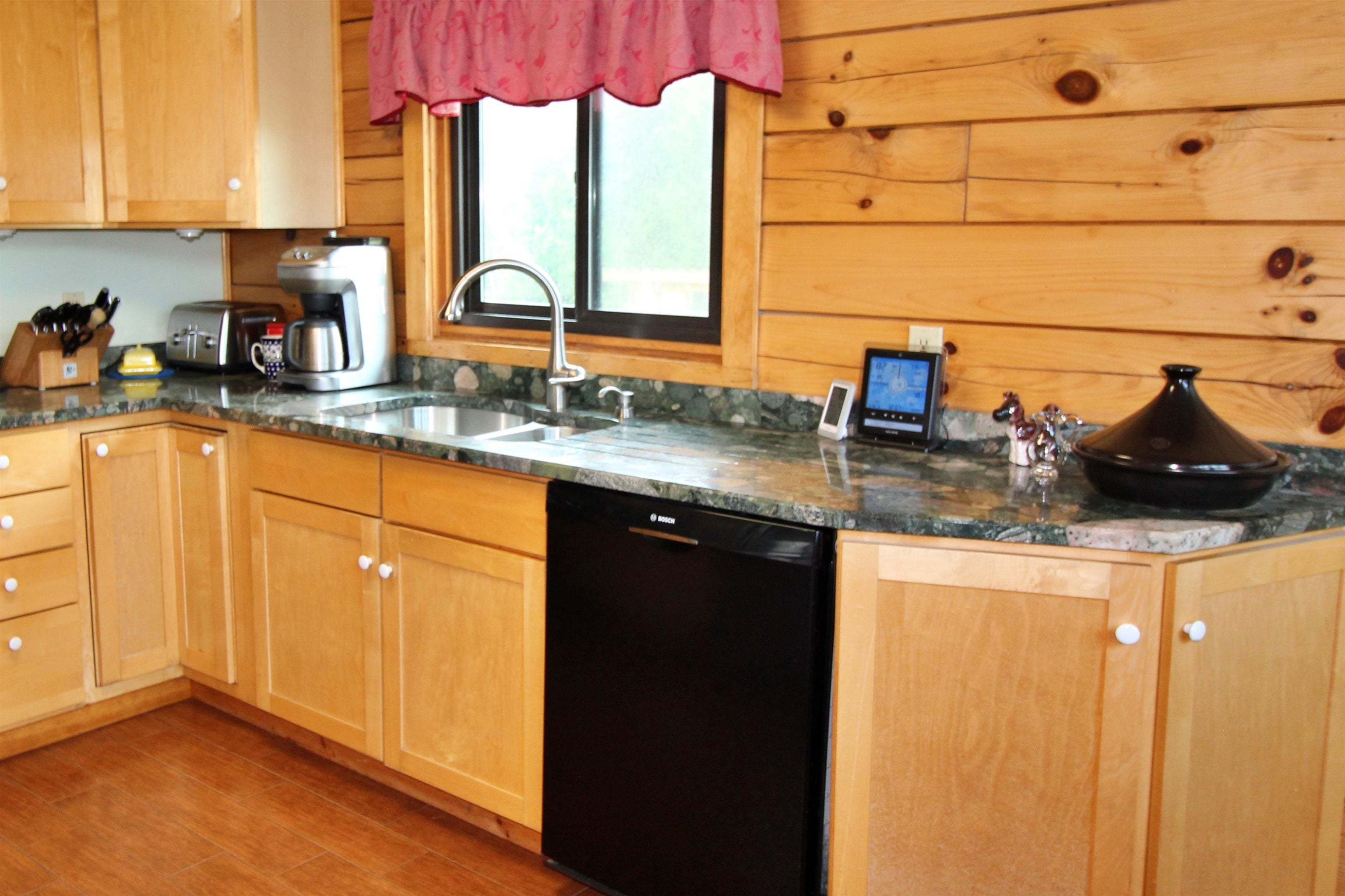 Grand Isle, Vermont, 05458, United States, 2 Bedrooms Bedrooms, ,Residential,For Sale,1828105