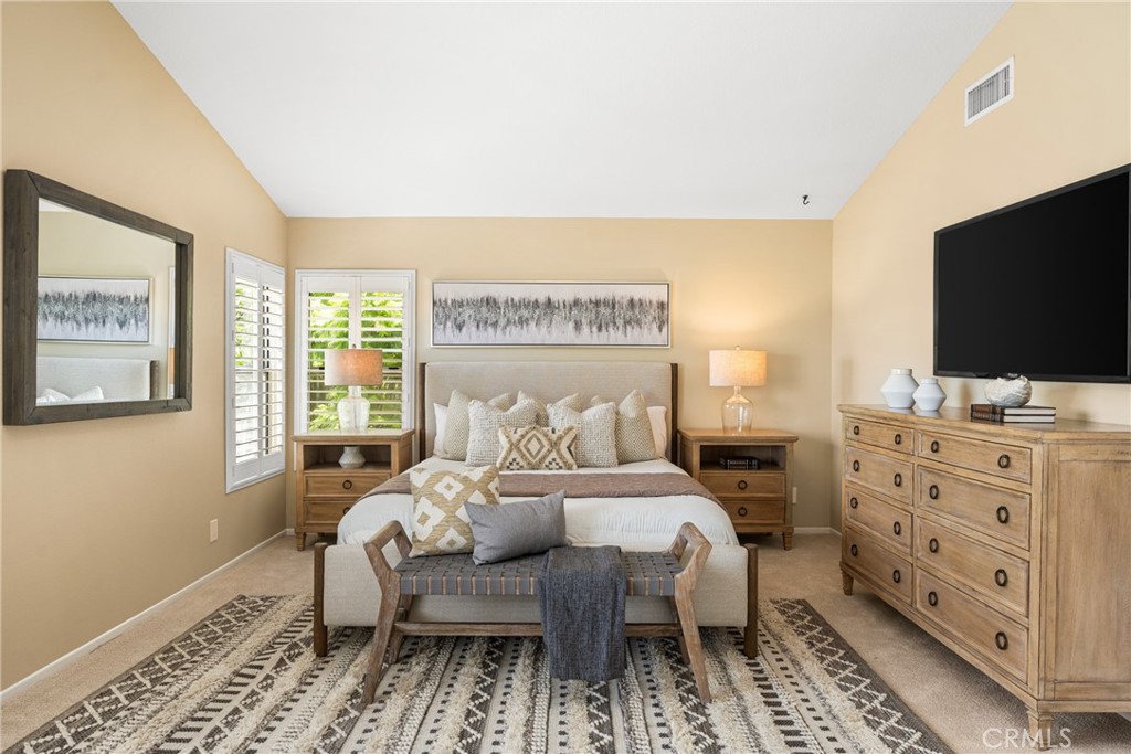 Lake Forest, California, 92610, United States, 5 Bedrooms Bedrooms, ,3 BathroomsBathrooms,Residential,For Sale,1903296