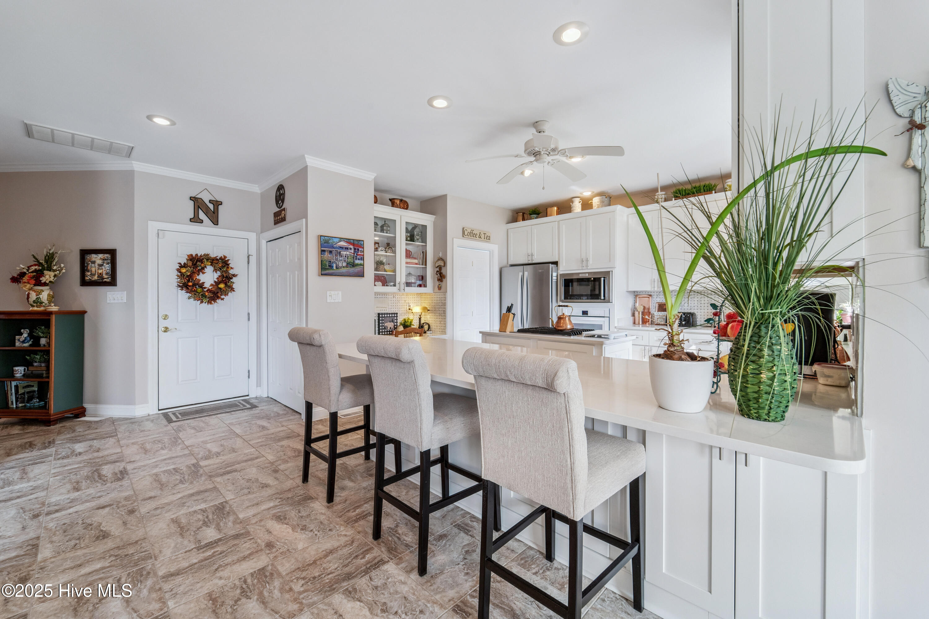 New Bern, North Carolina, 28560, United States, 4 Bedrooms Bedrooms, ,3 BathroomsBathrooms,Residential,For Sale,1907556