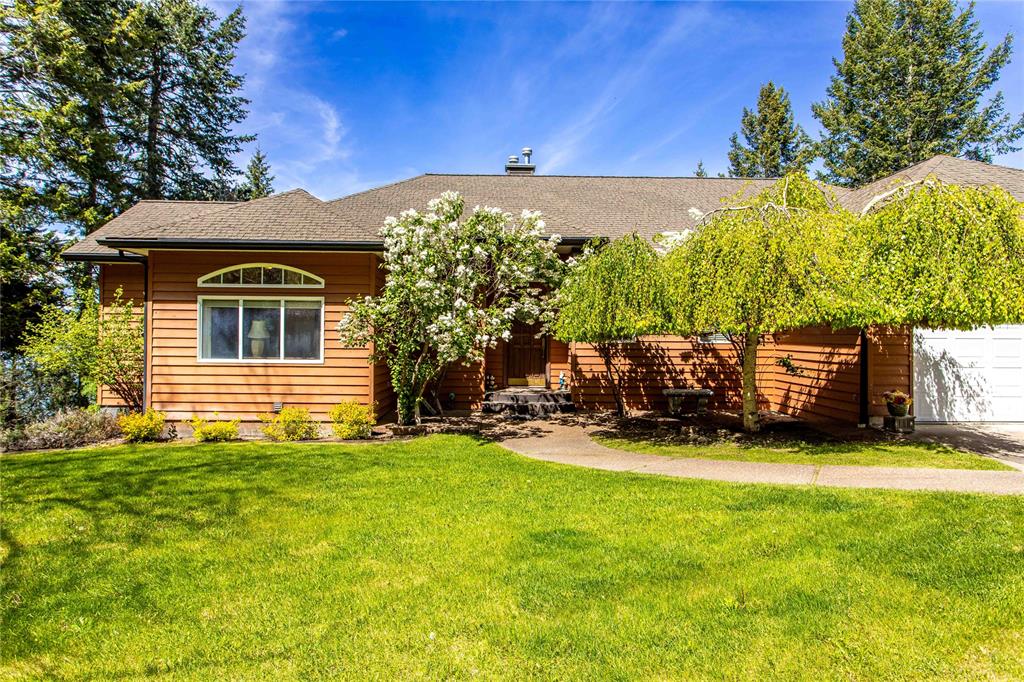 Polson, Montana, 59860, United States, 4 Bedrooms Bedrooms, ,4 BathroomsBathrooms,Residential,For Sale,1984394