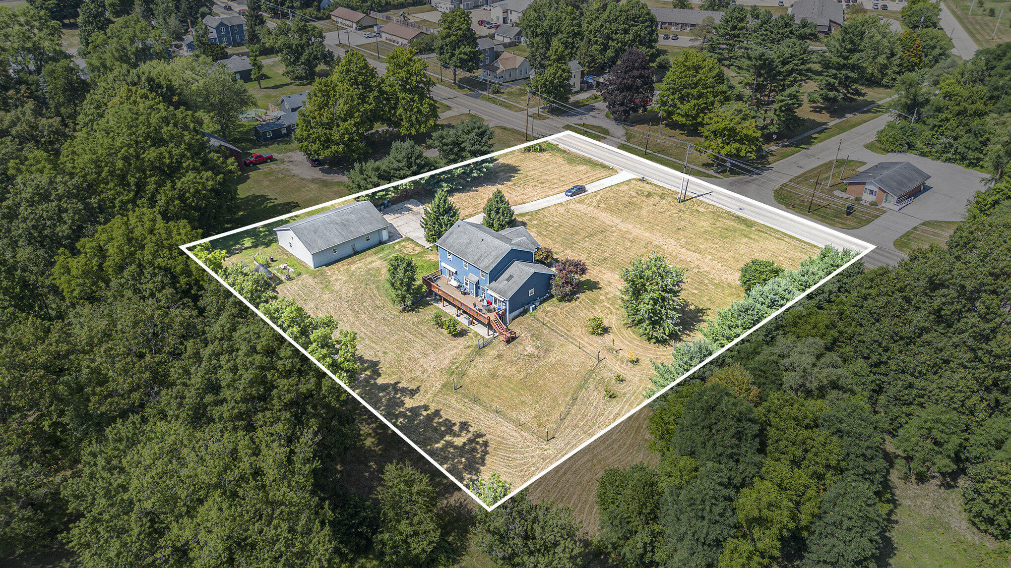 Edwardsburg, Michigan, 49112, United States, 6 Bedrooms Bedrooms, ,4 BathroomsBathrooms,Residential,For Sale,1940260