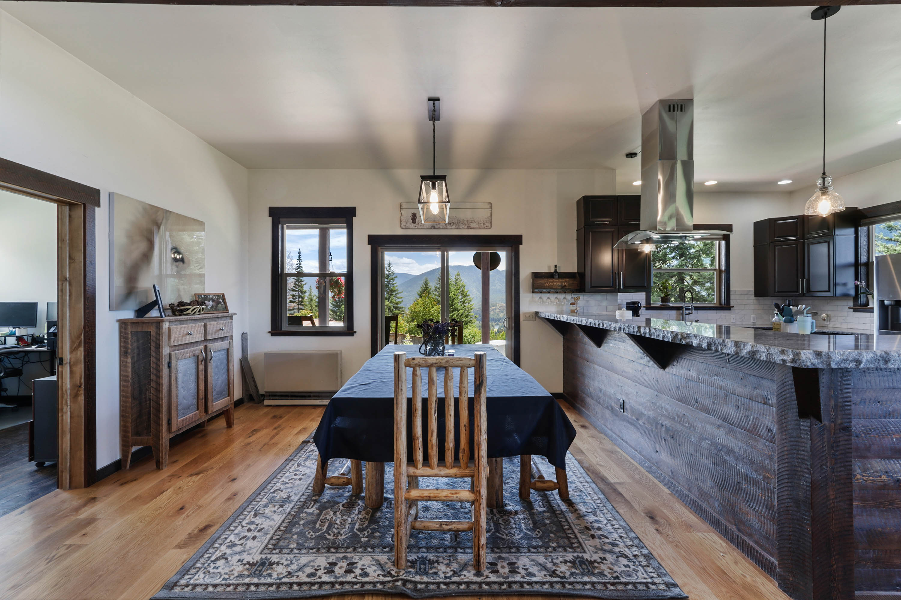 Clark Fork, Idaho, 83811, United States, 3 Bedrooms Bedrooms, ,2 BathroomsBathrooms,Residential,For Sale,1975167