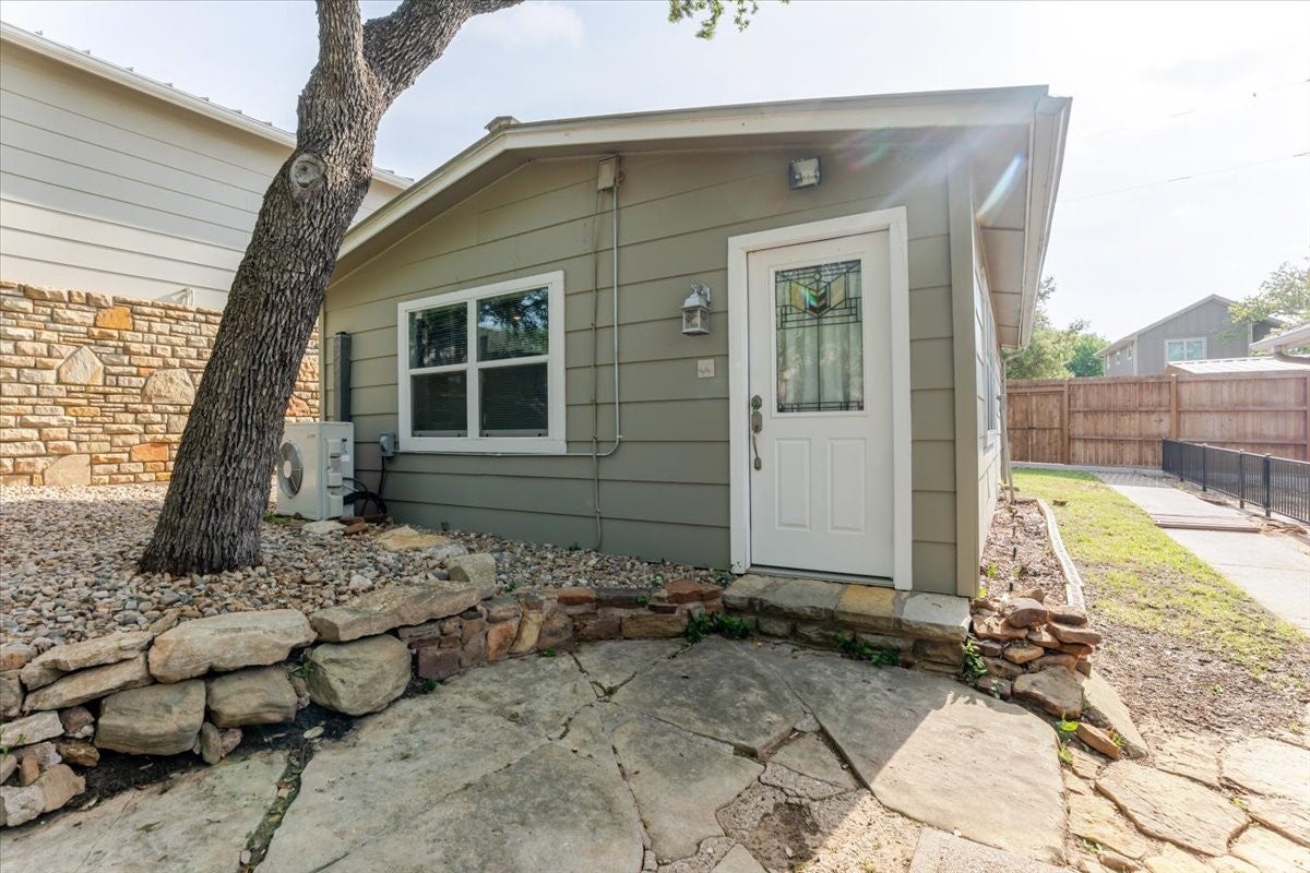 Possum Kingdom Lake, Texas, 76450, United States, 4 Bedrooms Bedrooms, ,3 BathroomsBathrooms,Residential,For Sale,2033538