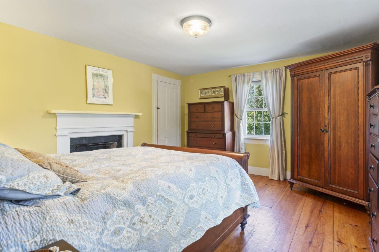 Barrington, New Hampshire, 03825, United States, 4 Bedrooms Bedrooms, ,3 BathroomsBathrooms,Residential,For Sale,1984390