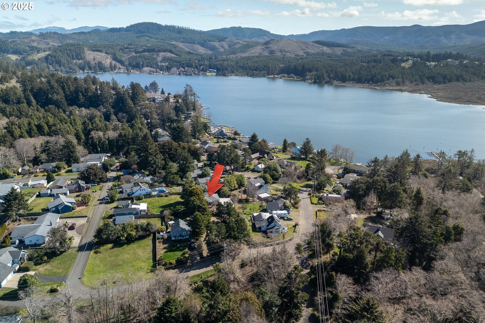 Lincoln City, Oregon, 97367, United States, 2 Bedrooms Bedrooms, ,1 BathroomBathrooms,Residential,For Sale,1736931