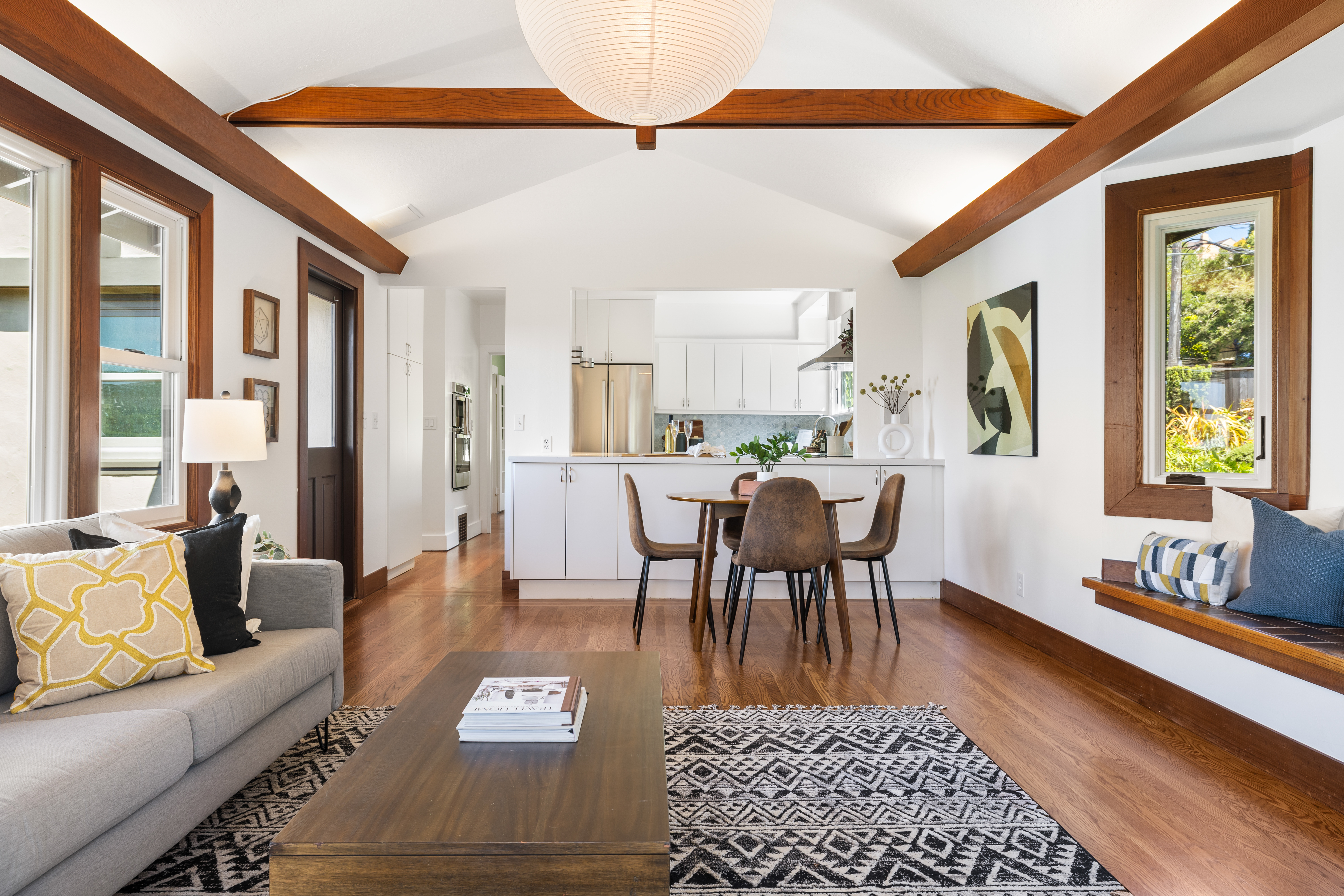  Timeless Berkeley Hills Gem with Spectacular Gardens and Bay Views - 物件實景