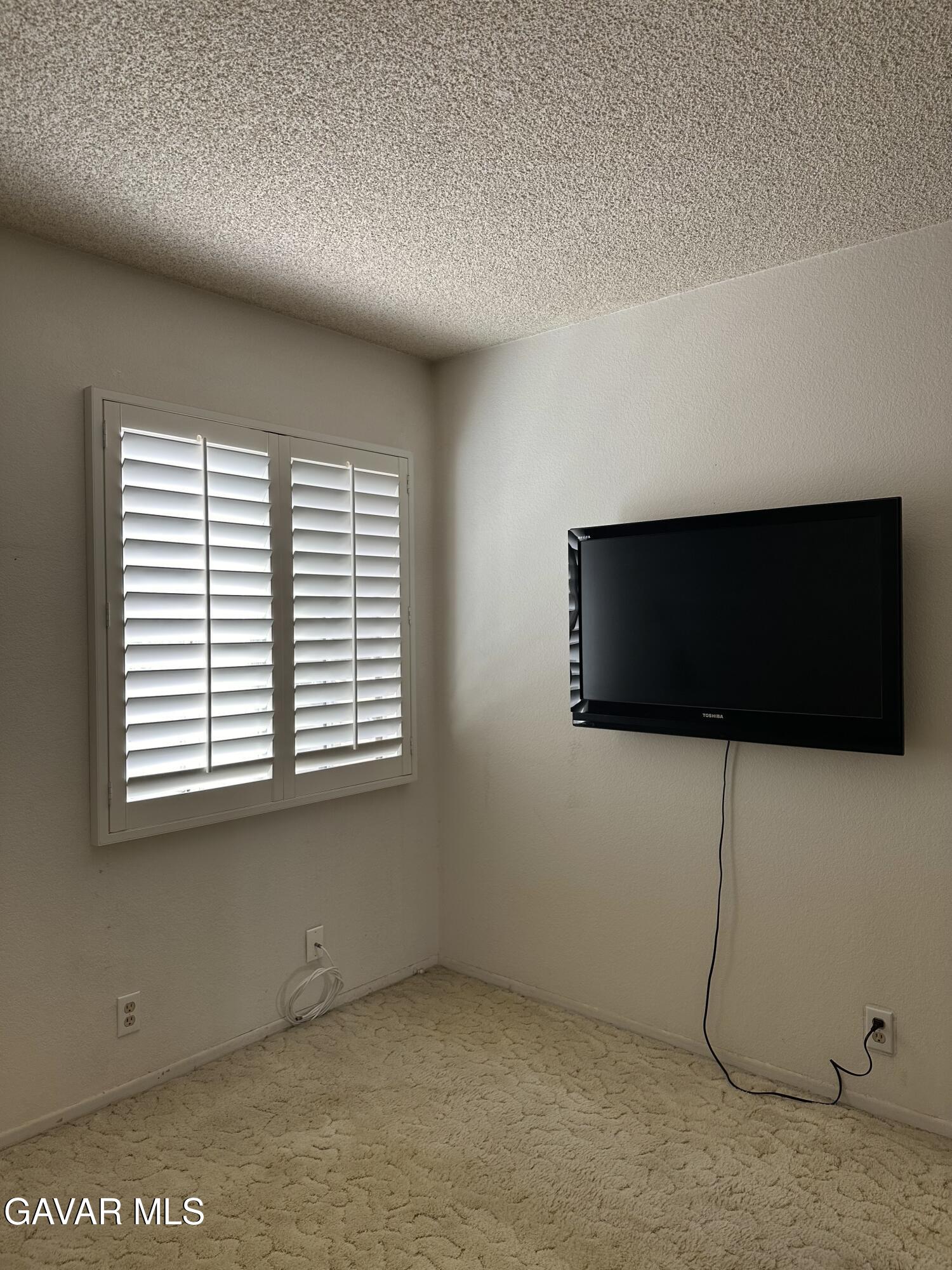 Palmdale, California, 93551, United States, 3 Bedrooms Bedrooms, ,3 BathroomsBathrooms,Residential,For Sale,1973672