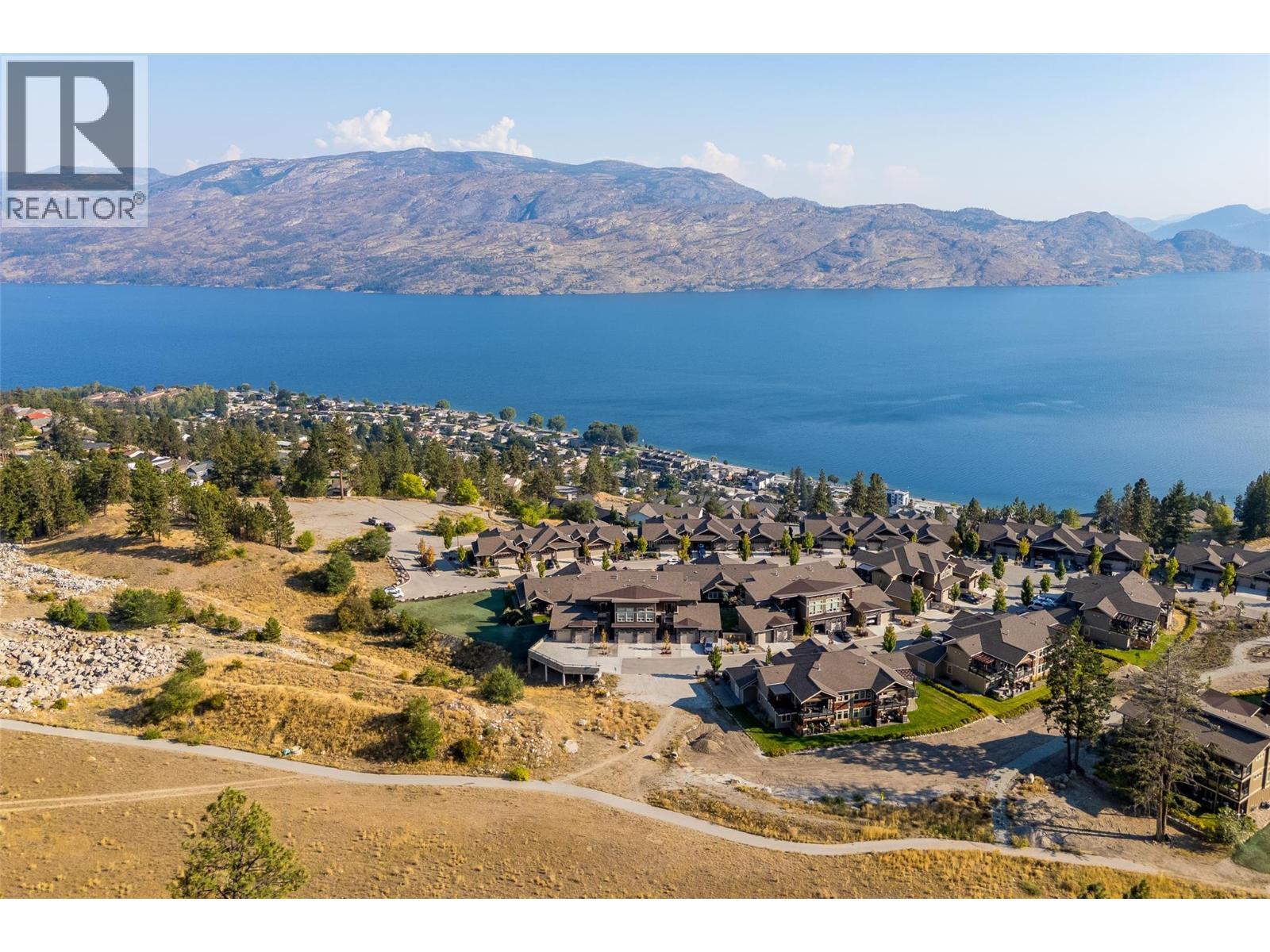 PEACHLAND, British Columbia, V0H 1X5, CA, 3 Bedrooms Bedrooms, ,2 BathroomsBathrooms,Residential,For Sale,1951161