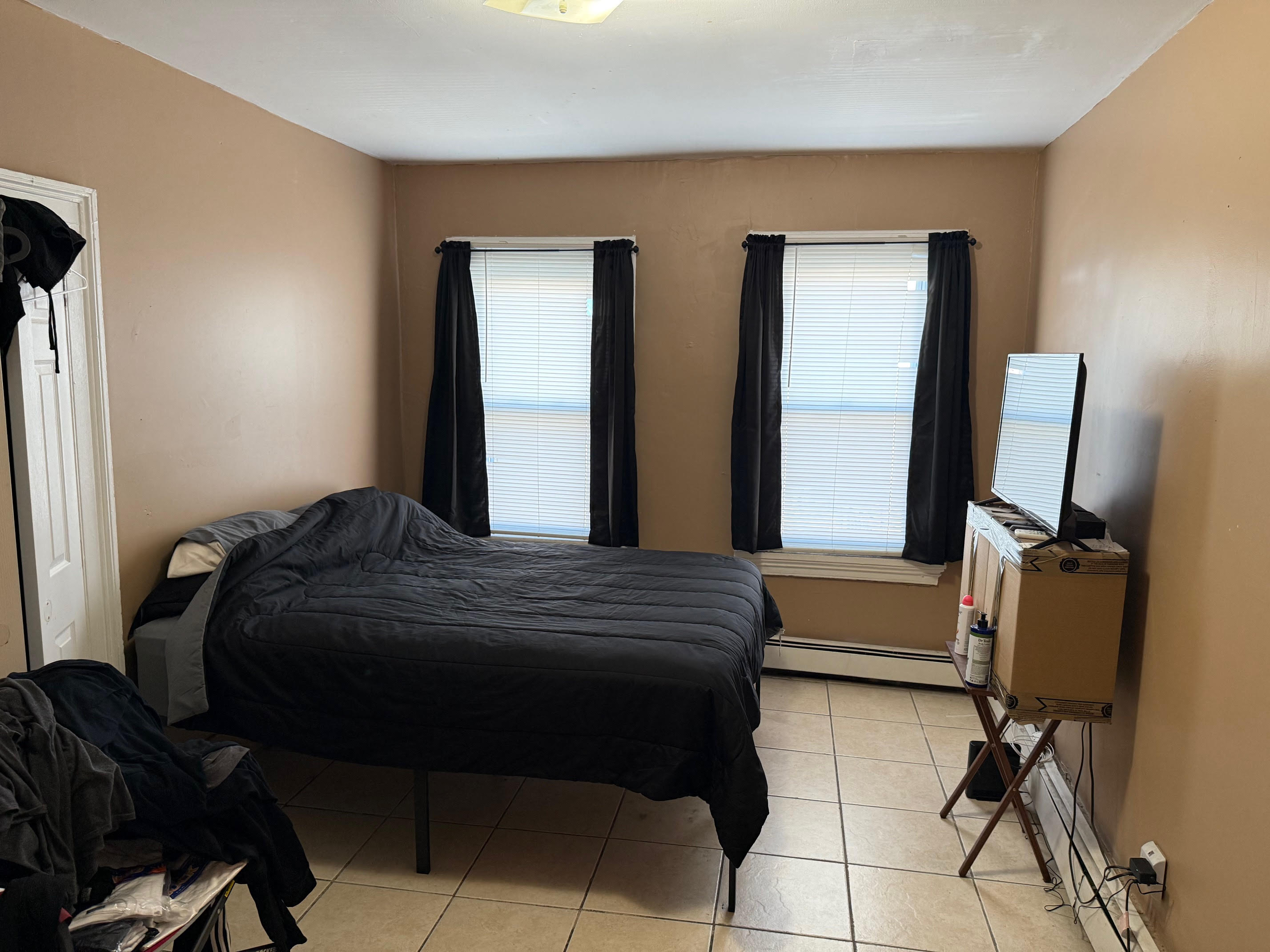 Bridgeport, Connecticut, 06608, United States, 6 Bedrooms Bedrooms, ,3 BathroomsBathrooms,Residential,For Sale,1936865