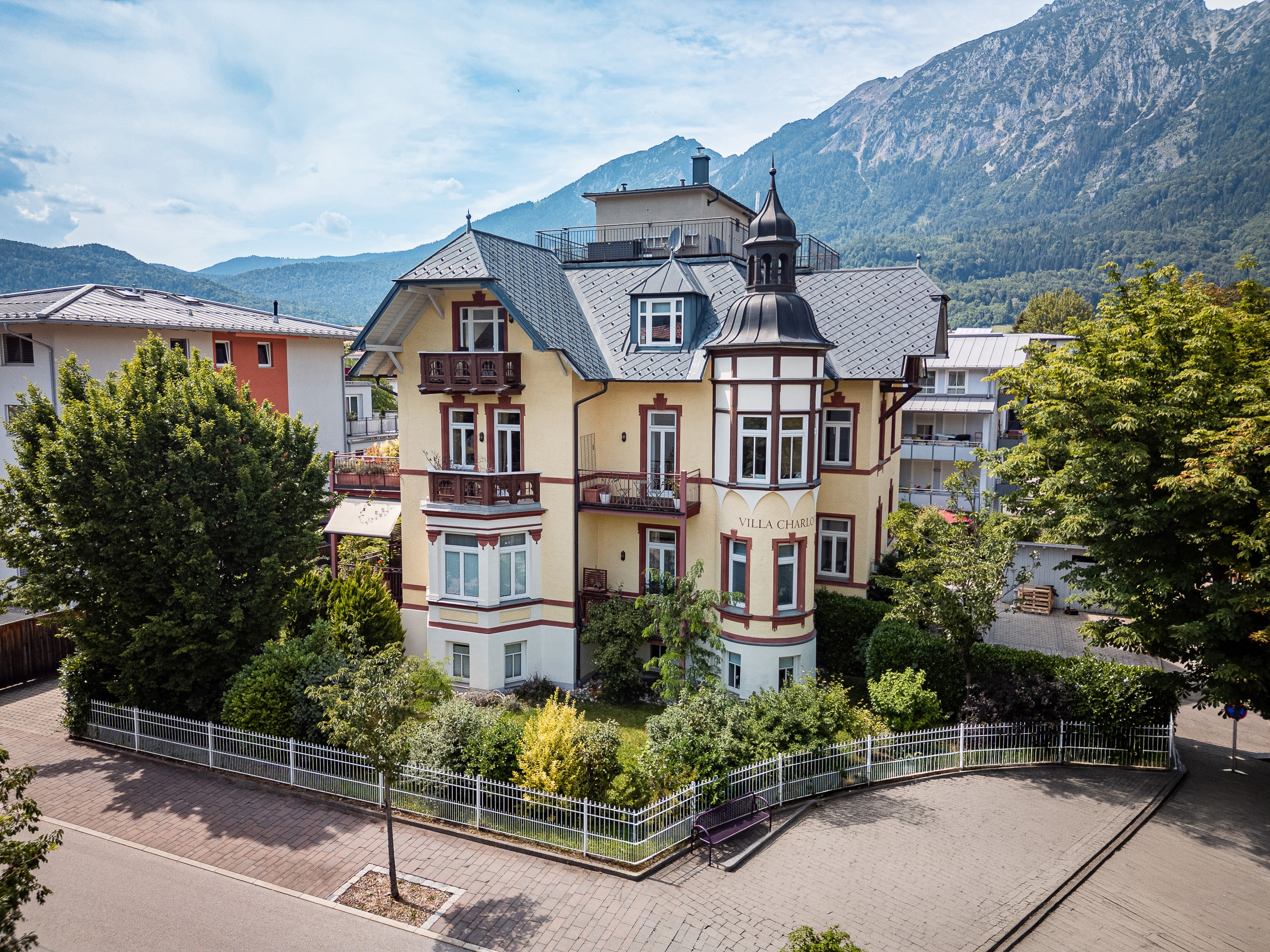 Beletage in the ?Charlott? Villa—a historic landmark near downtown with mount... - 物件實景