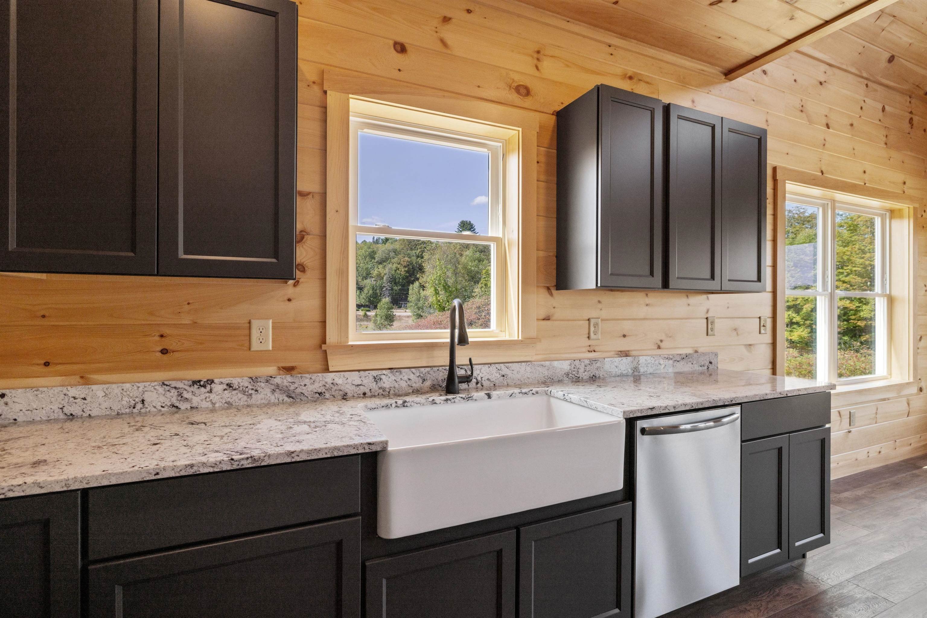 Thornton, New Hampshire, 03285, United States, 3 Bedrooms Bedrooms, ,3 BathroomsBathrooms,Residential,For Sale,1974292