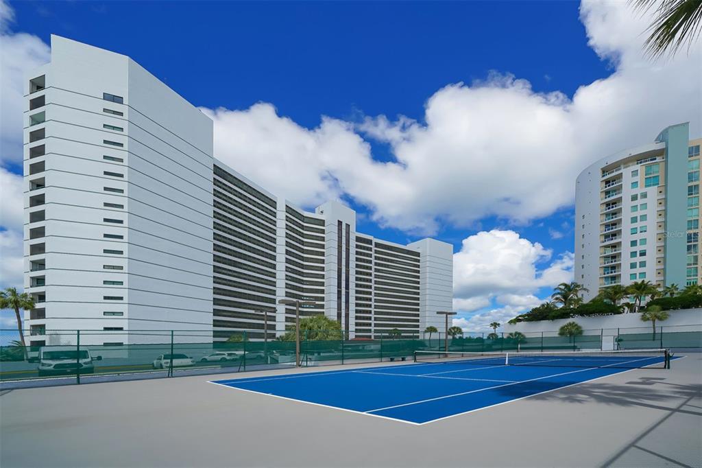 Sarasota, Florida, 34236, United States, 3 Bedrooms Bedrooms, ,3 BathroomsBathrooms,Residential,For Sale,1992113