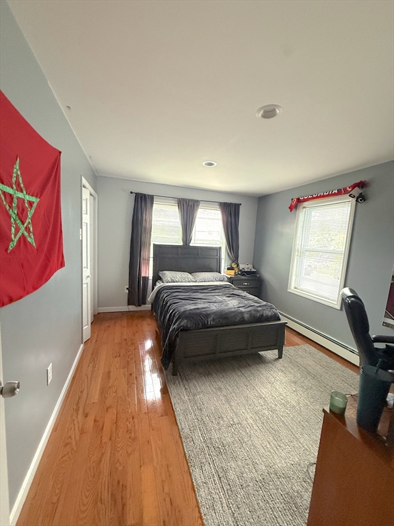 Everett, Massachusetts, 02149, United States, 6 Bedrooms Bedrooms, ,4 BathroomsBathrooms,Residential,For Sale,1938376