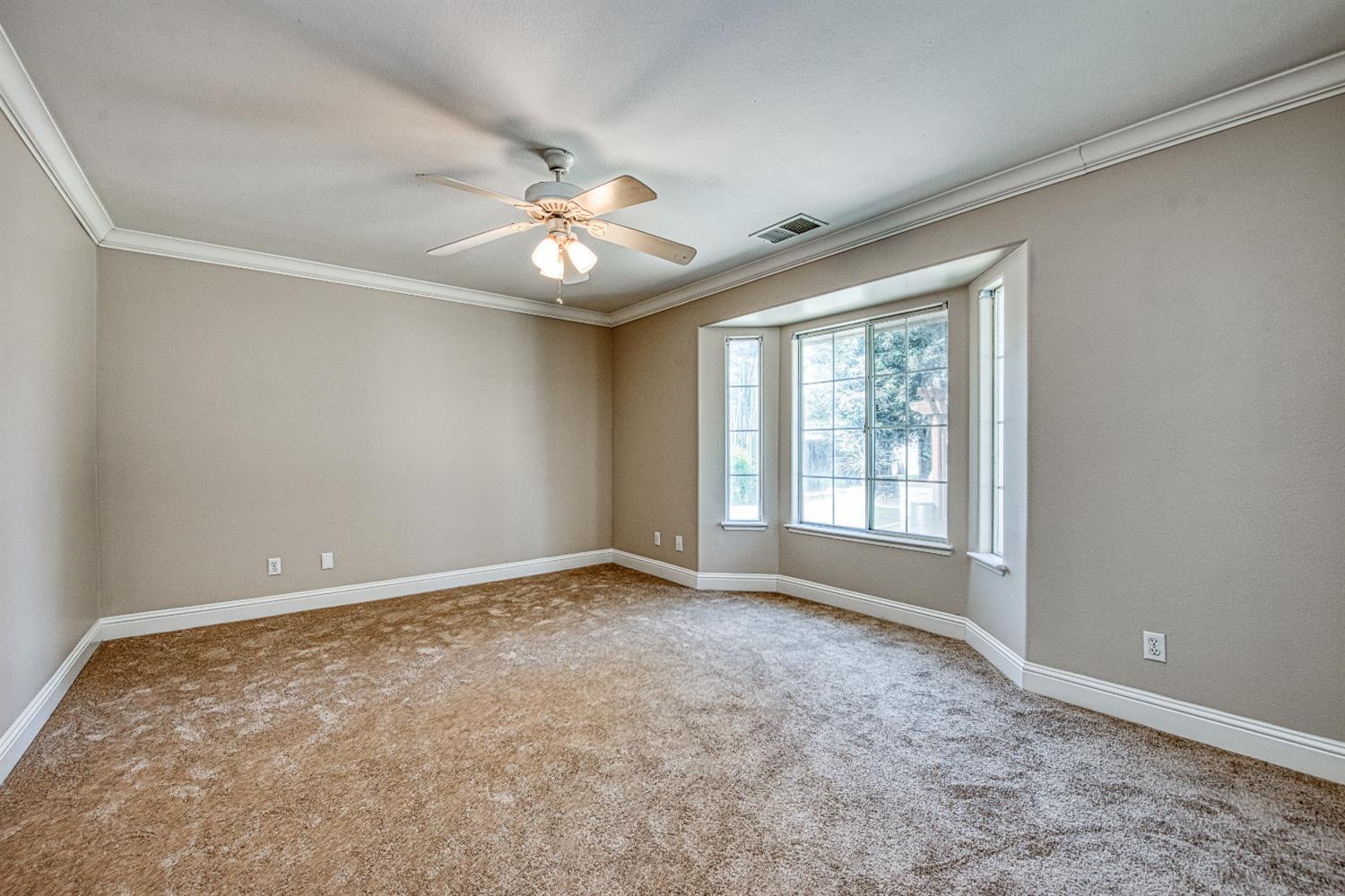 Fresno, California, 93722, United States, 3 Bedrooms Bedrooms, ,2 BathroomsBathrooms,Residential,For Sale,2039755