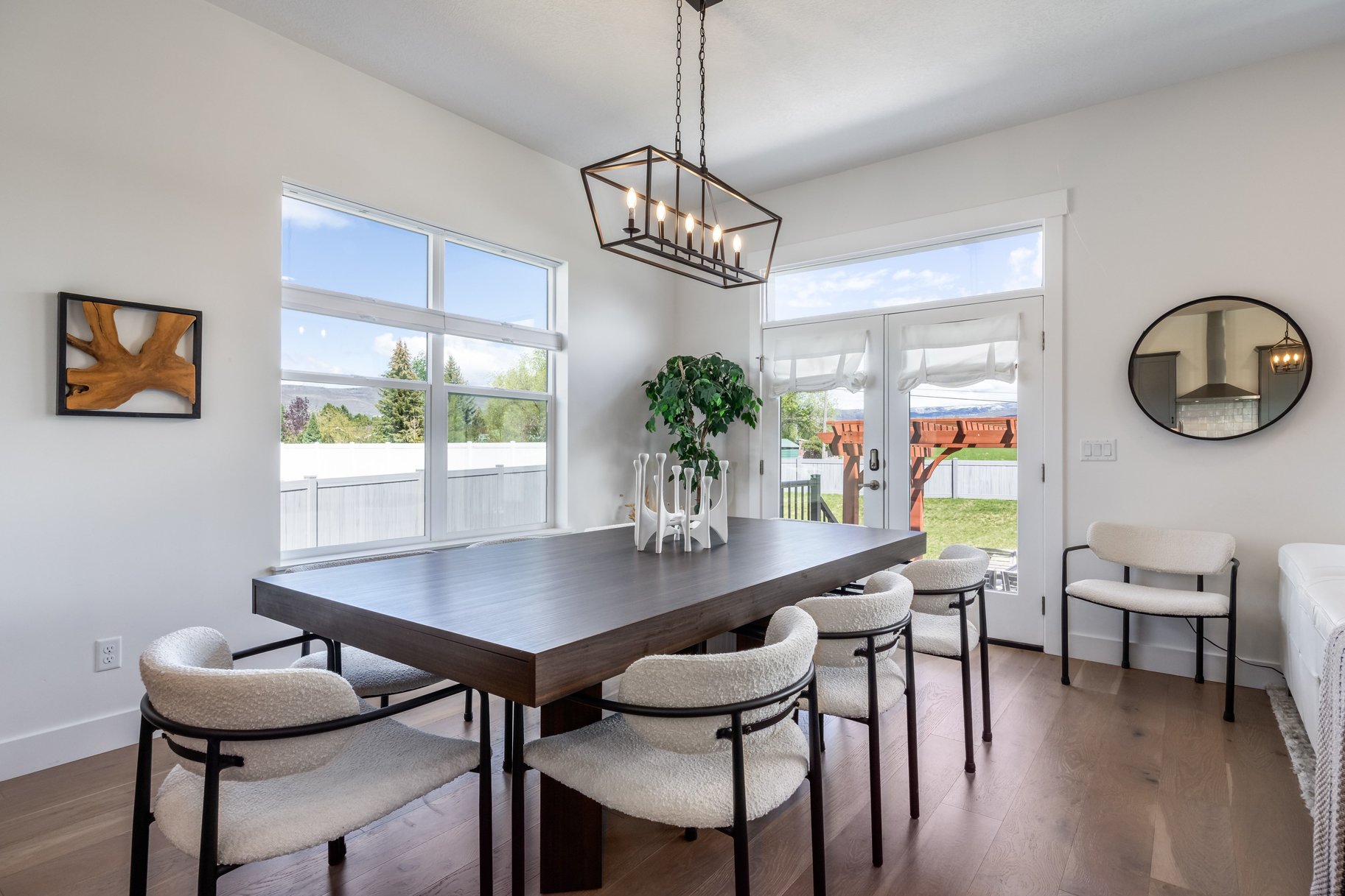  Fully Furnished Luxury Residence with Unmatched Finishes and Views - 物件實景