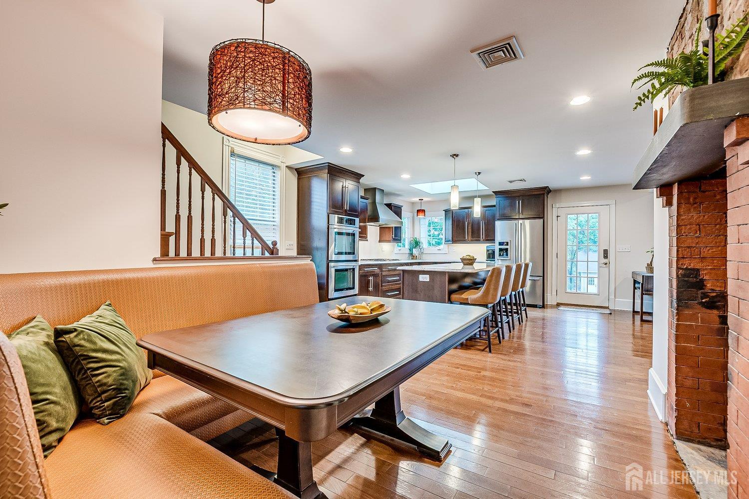 Metuchen, New Jersey, 08840, United States, 5 Bedrooms Bedrooms, ,3 BathroomsBathrooms,Residential,For Sale,1903678