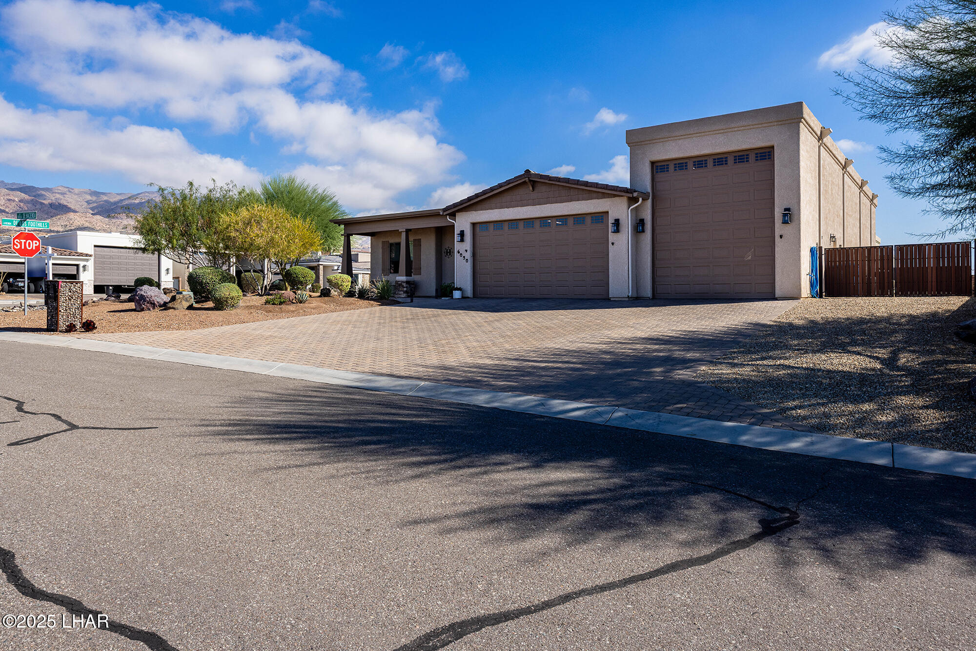 Lake Havasu City, Arizona, 86406, United States, 3 Bedrooms Bedrooms, ,1 BathroomBathrooms,Residential,For Sale,1998325