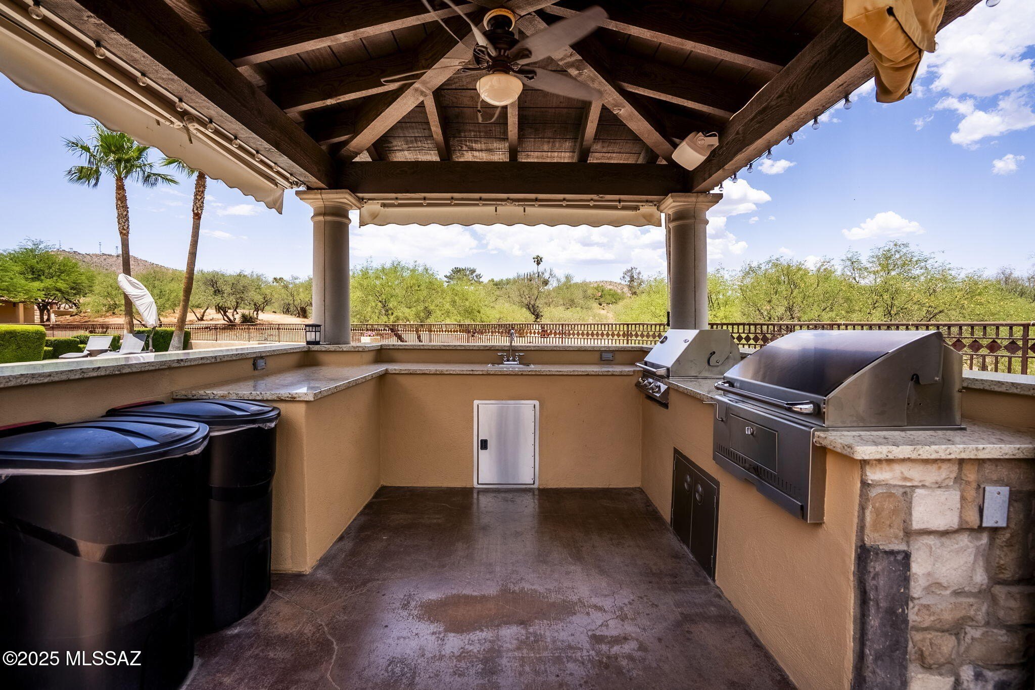 Nogales, Arizona, 85621, United States, 4 Bedrooms Bedrooms, ,7 BathroomsBathrooms,Residential,For Sale,1975895