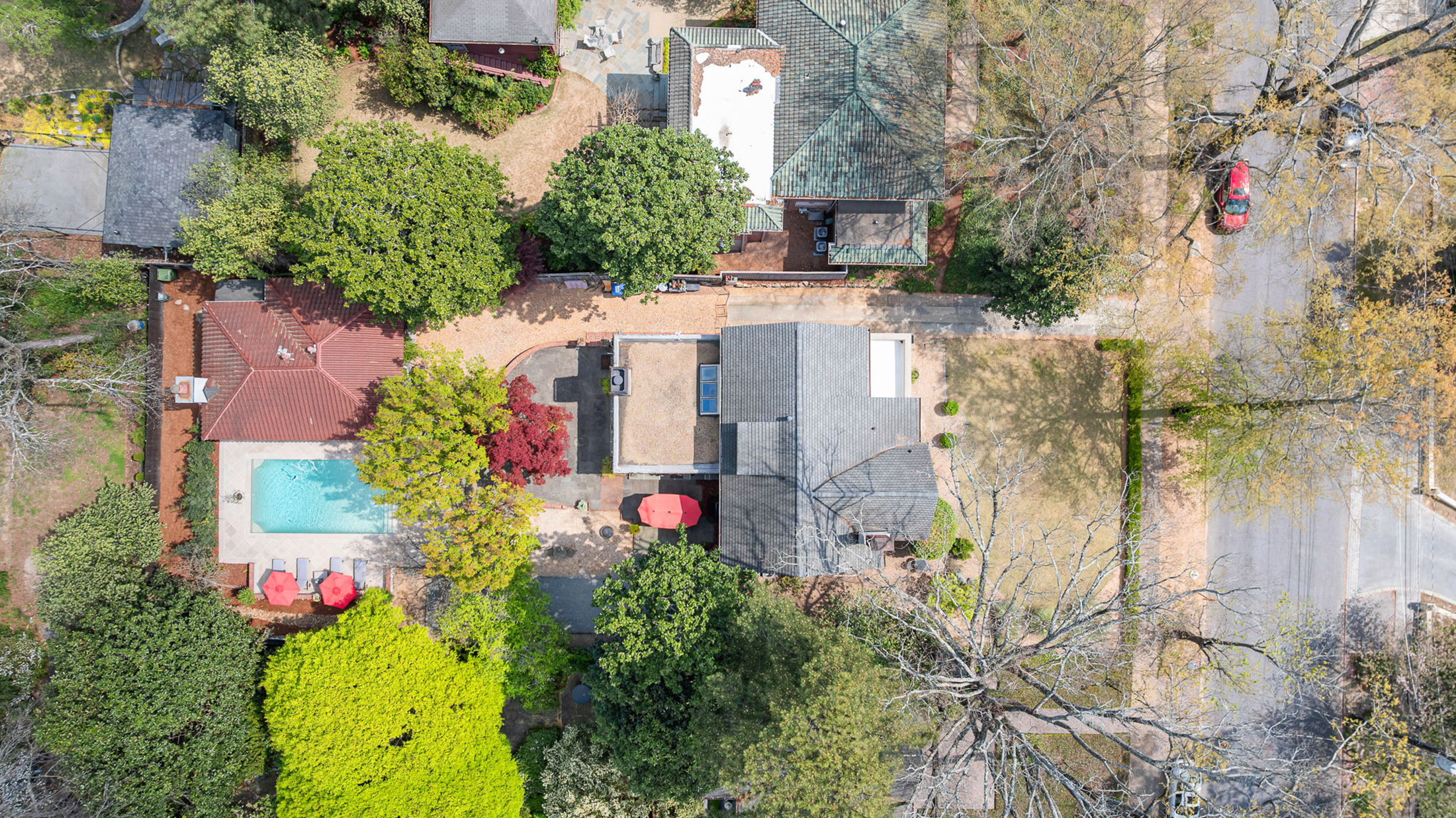  Timeless Ardmore Park Home Blends Classic Charm with Custom Renovations - 物件實景