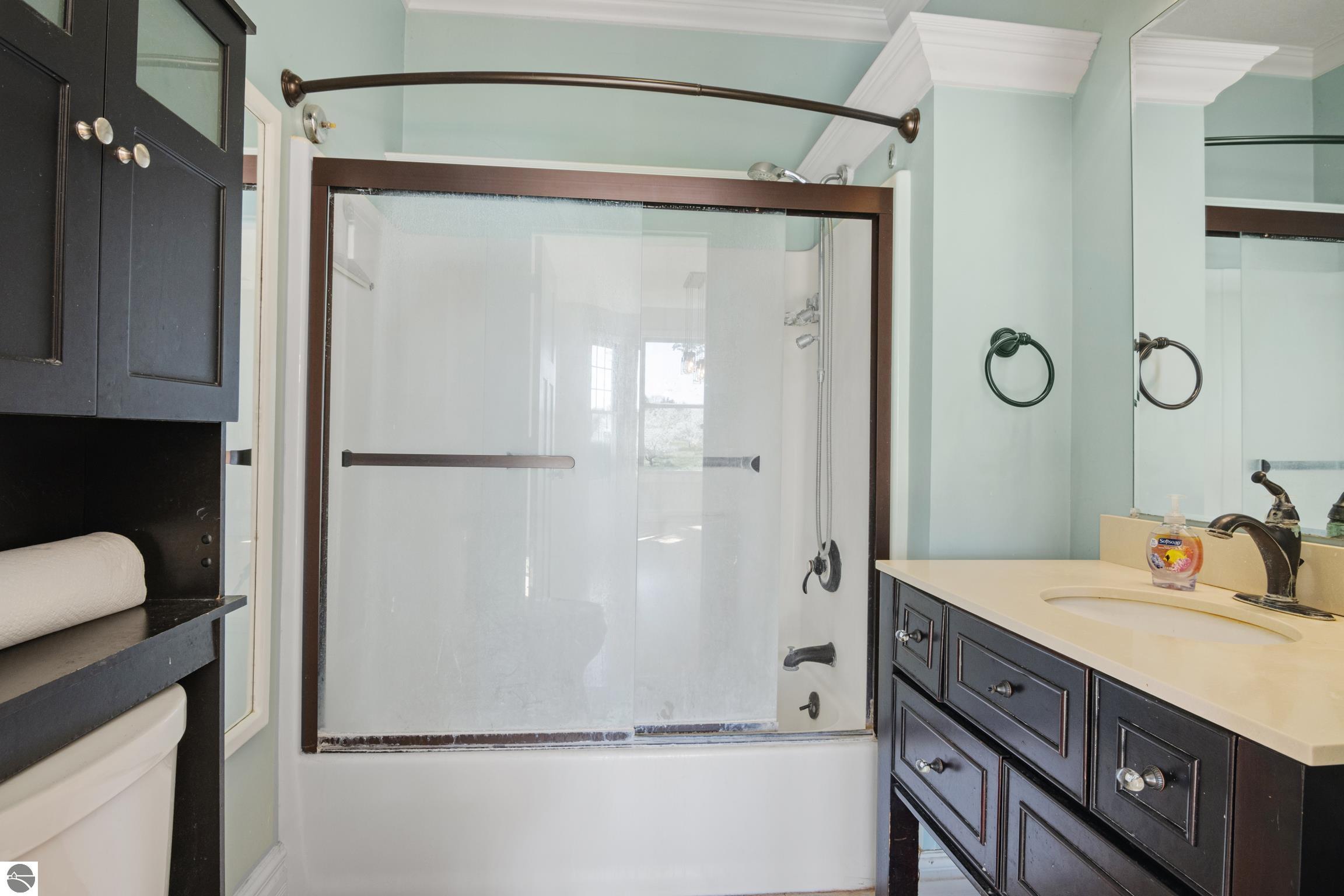 Traverse City, Michigan, 49686, United States, 4 Bedrooms Bedrooms, ,2 BathroomsBathrooms,Residential,For Sale,1914365