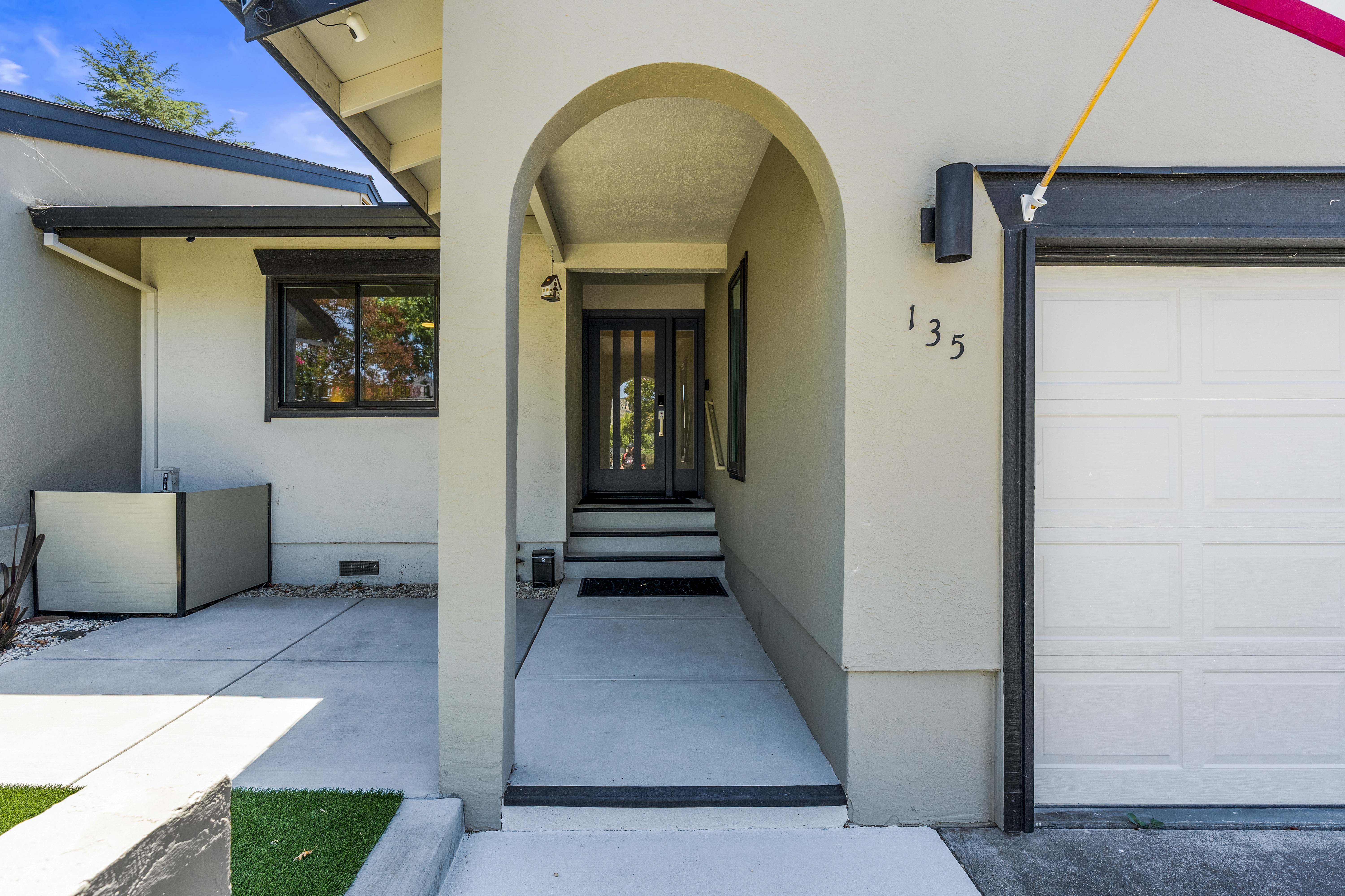  135 Vineyard Circle Yountville CA 94599 - 物件實景