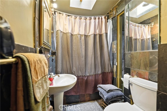 East Los Angeles, California, 90022, United States, 3 Bedrooms Bedrooms, ,Residential,For Sale,1854488