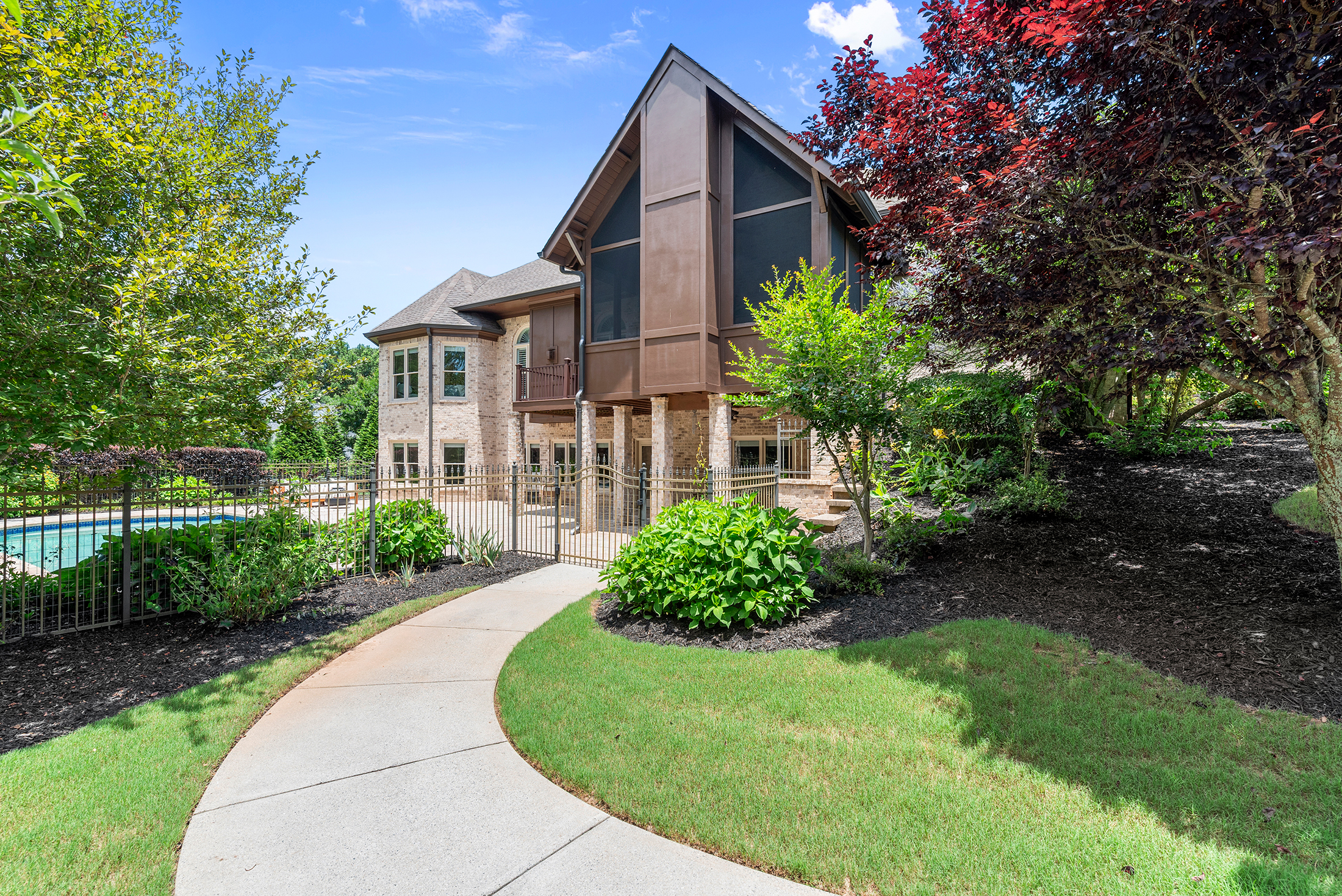  A Private Luxury Estate Set on Over One-Acre in Trinity Creek - 物件實景