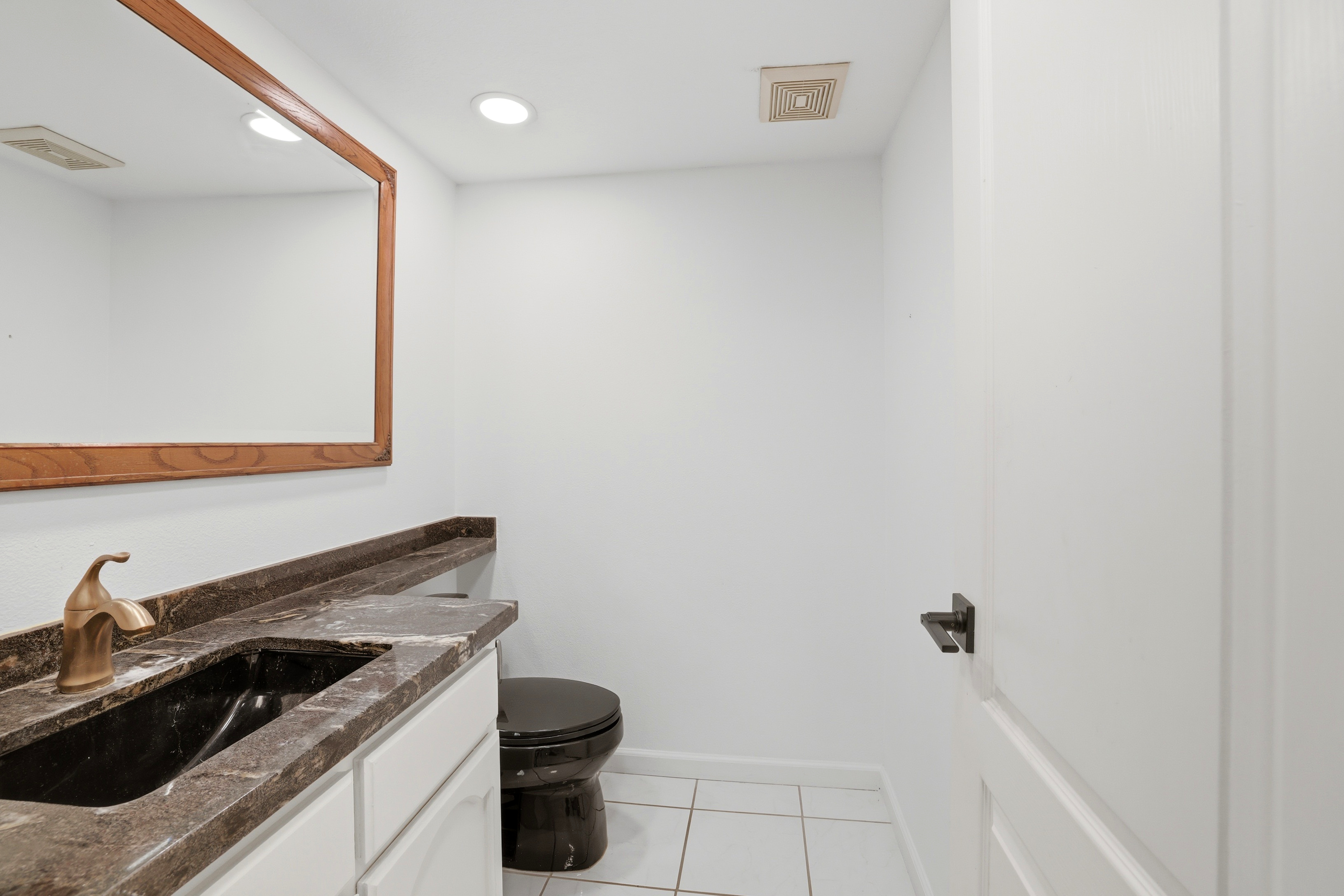  520 Lexington Court #103, Long Beach, CA 90803 - 物件實景