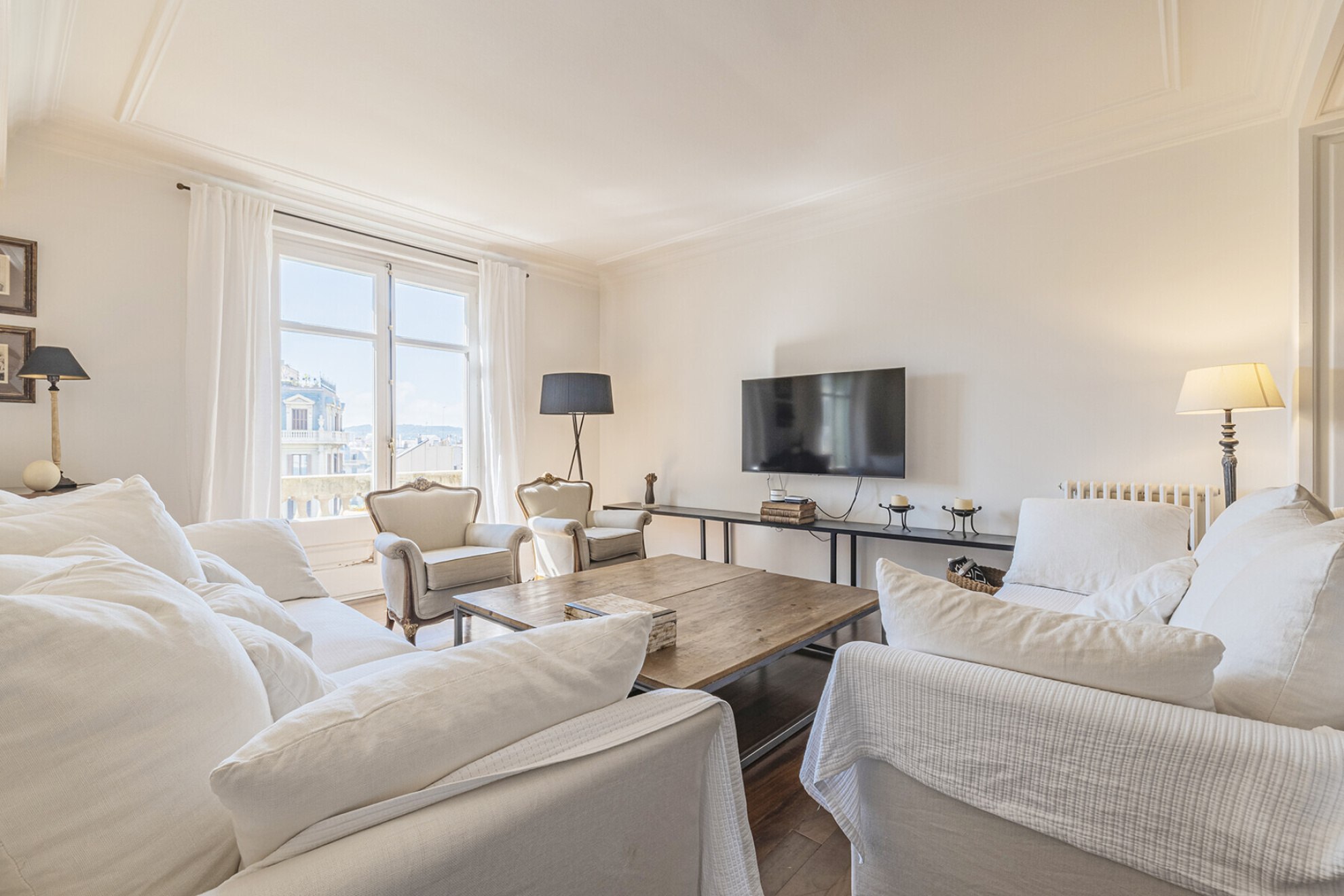  Elegant property in a stately estate on Avenida Diagonal - 物件實景