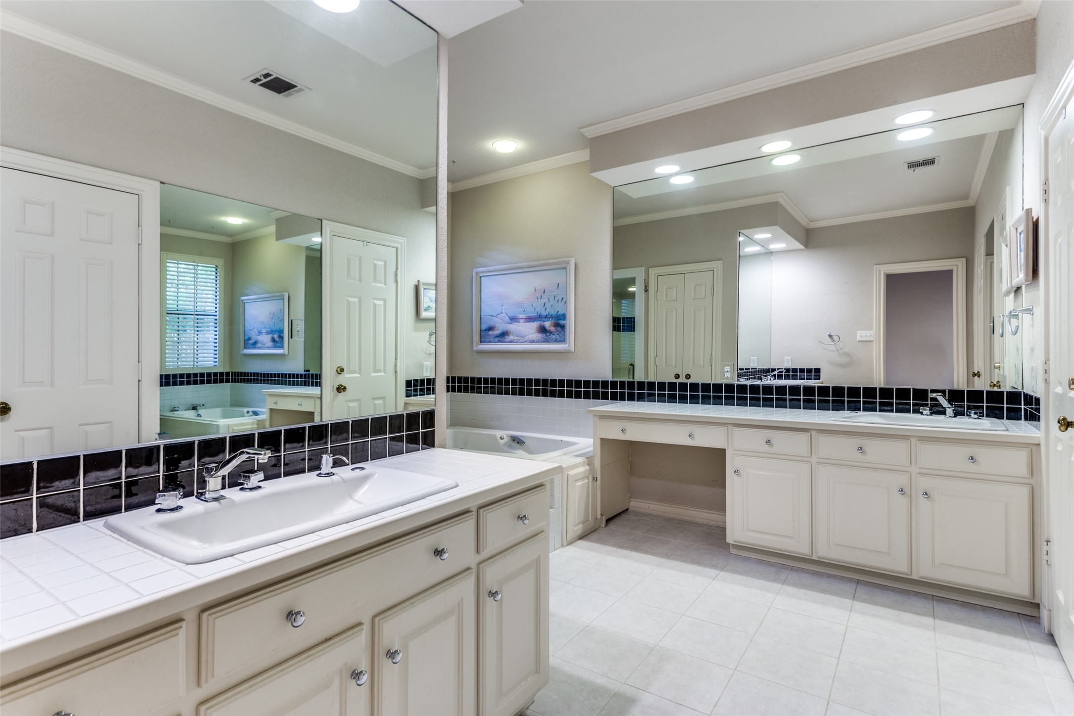 Fort Worth, Texas, 76109, United States, 3 Bedrooms Bedrooms, ,2 BathroomsBathrooms,Residential,For Sale,1918237